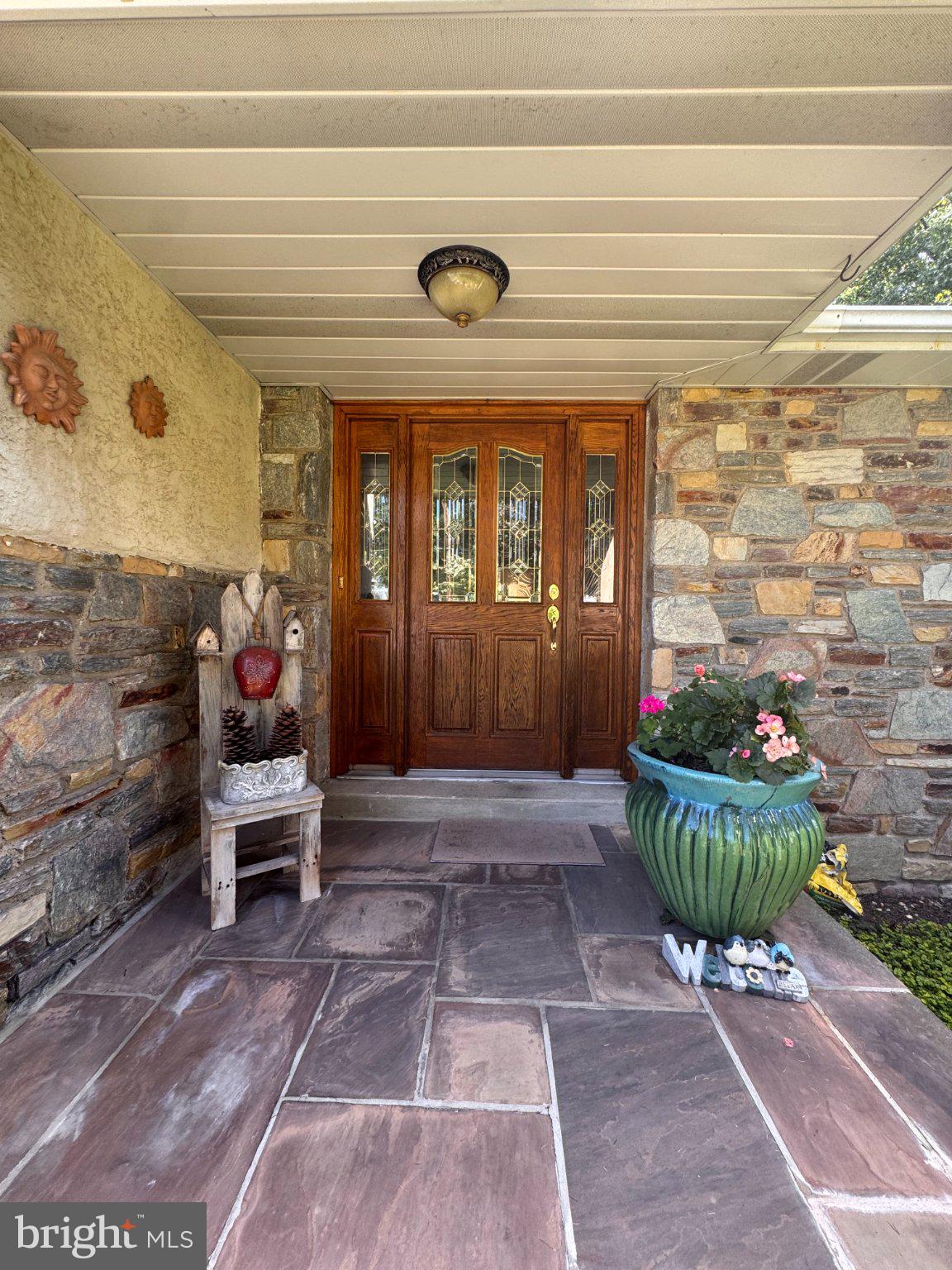 2145 EDGE HILL ROAD
