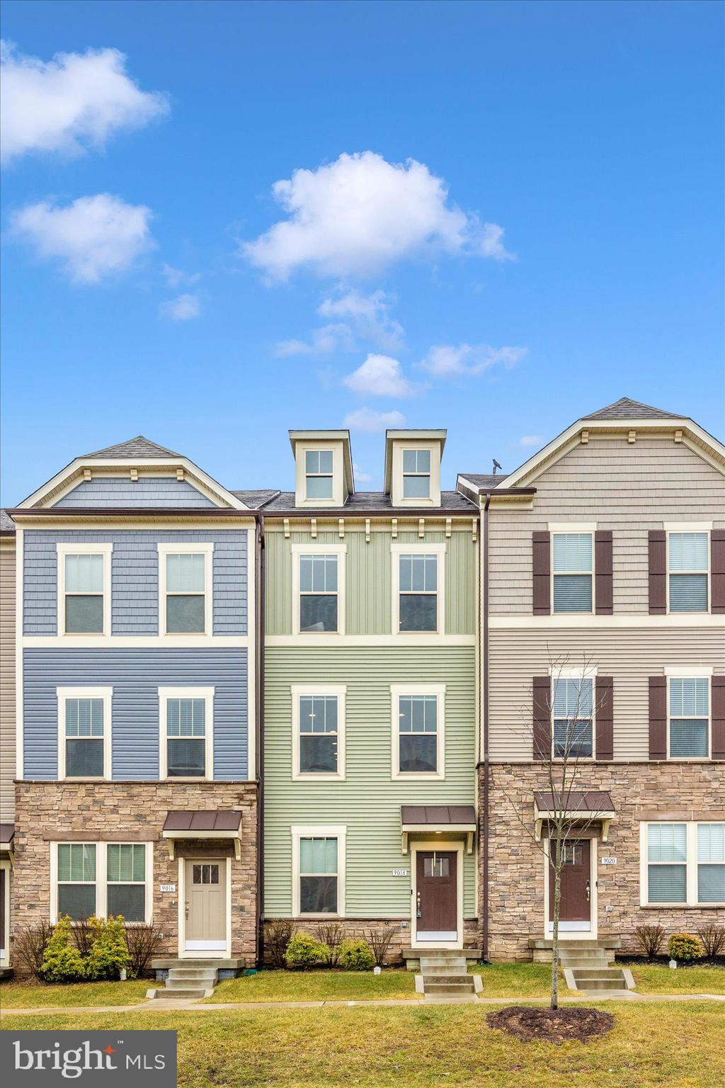 VILLAGES OF URBANA - Residential