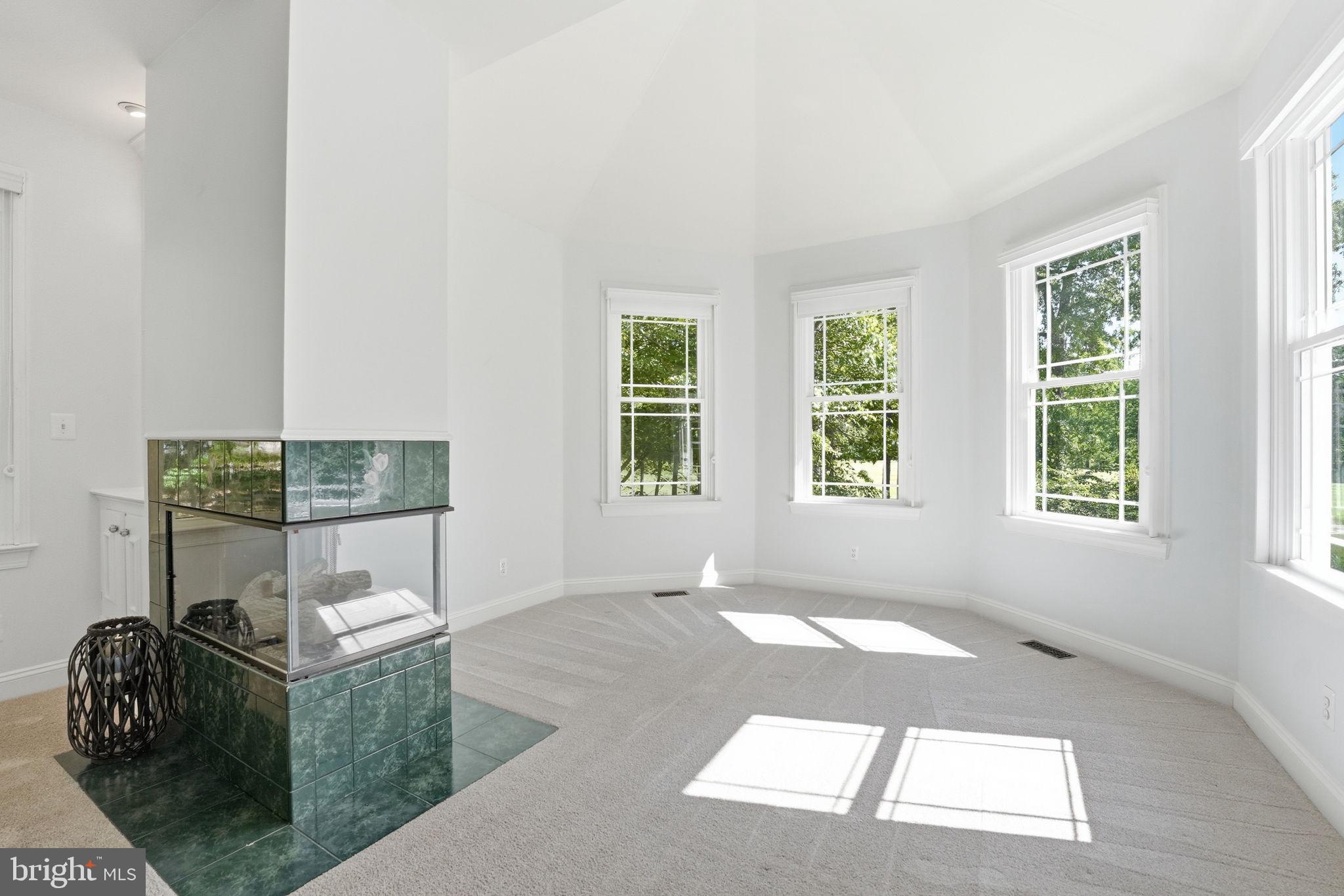 FAWN LAKE - Residential