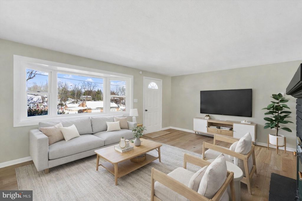 Photo of 765 Market Street, MOUNT WOLF, PA 17347 (MLS # PAYK2097230)