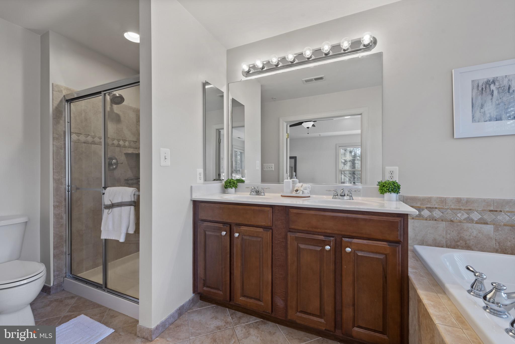 ADMIRALS VIEW - Residential