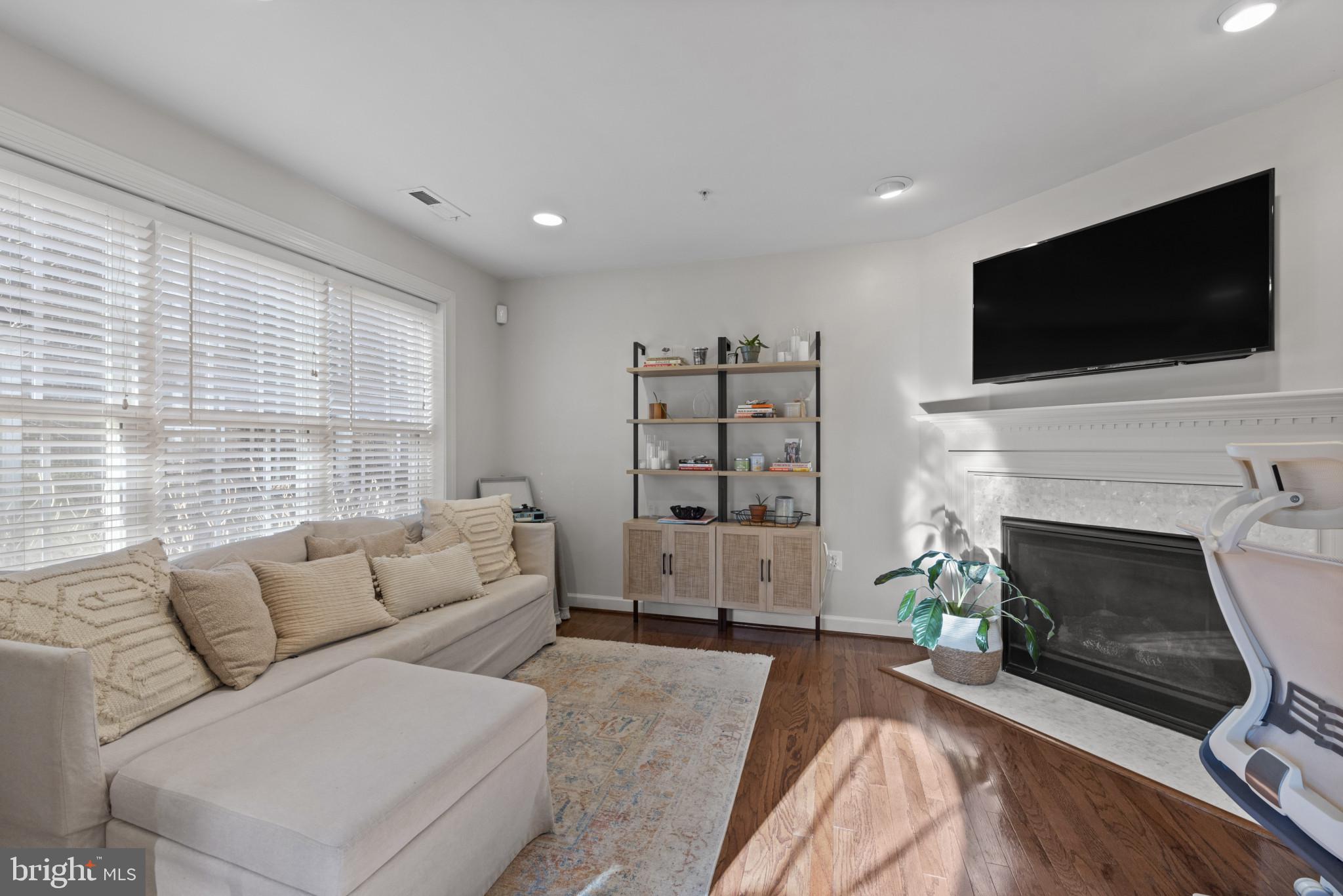 ADMIRALS VIEW - Residential