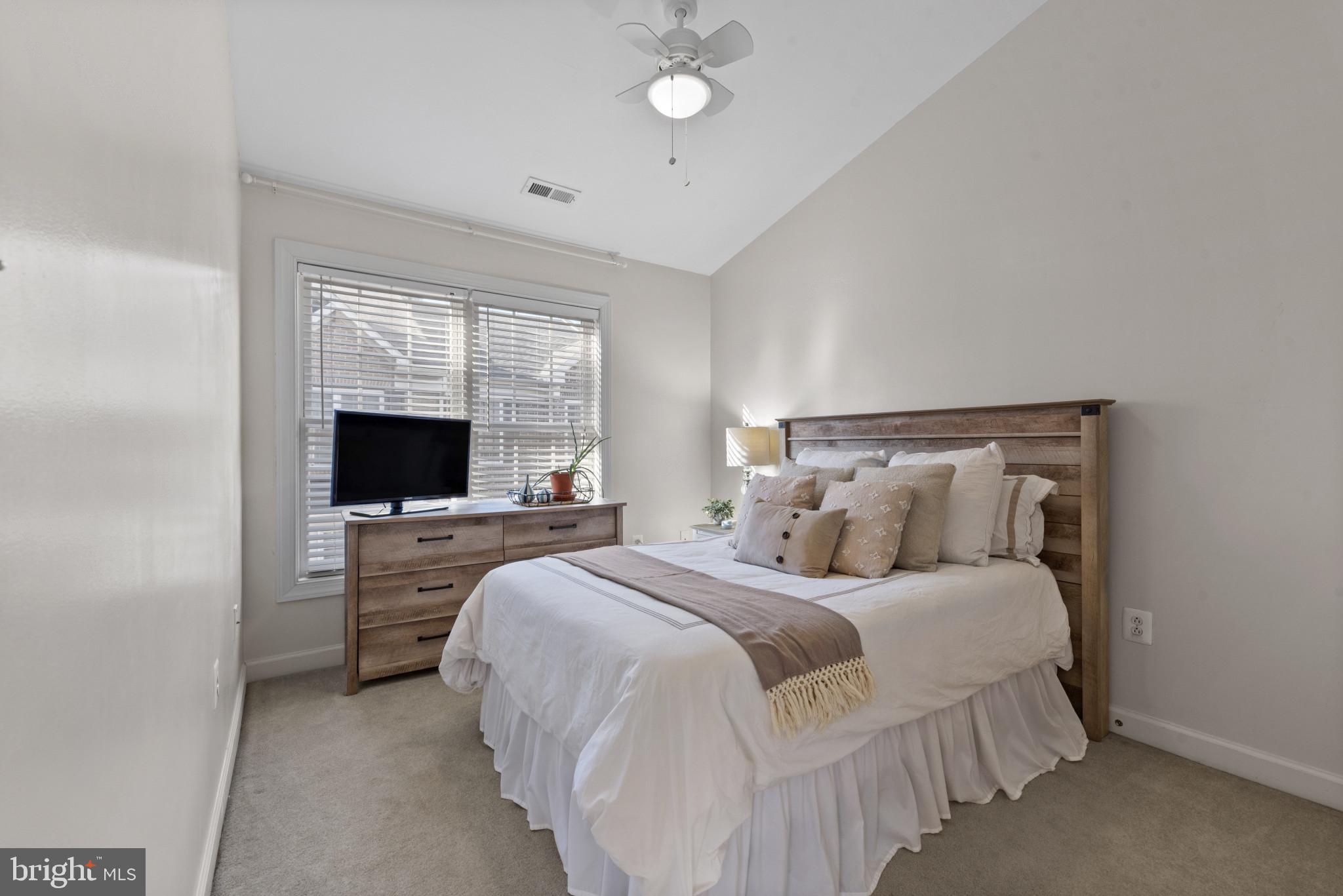 ADMIRALS VIEW - Residential