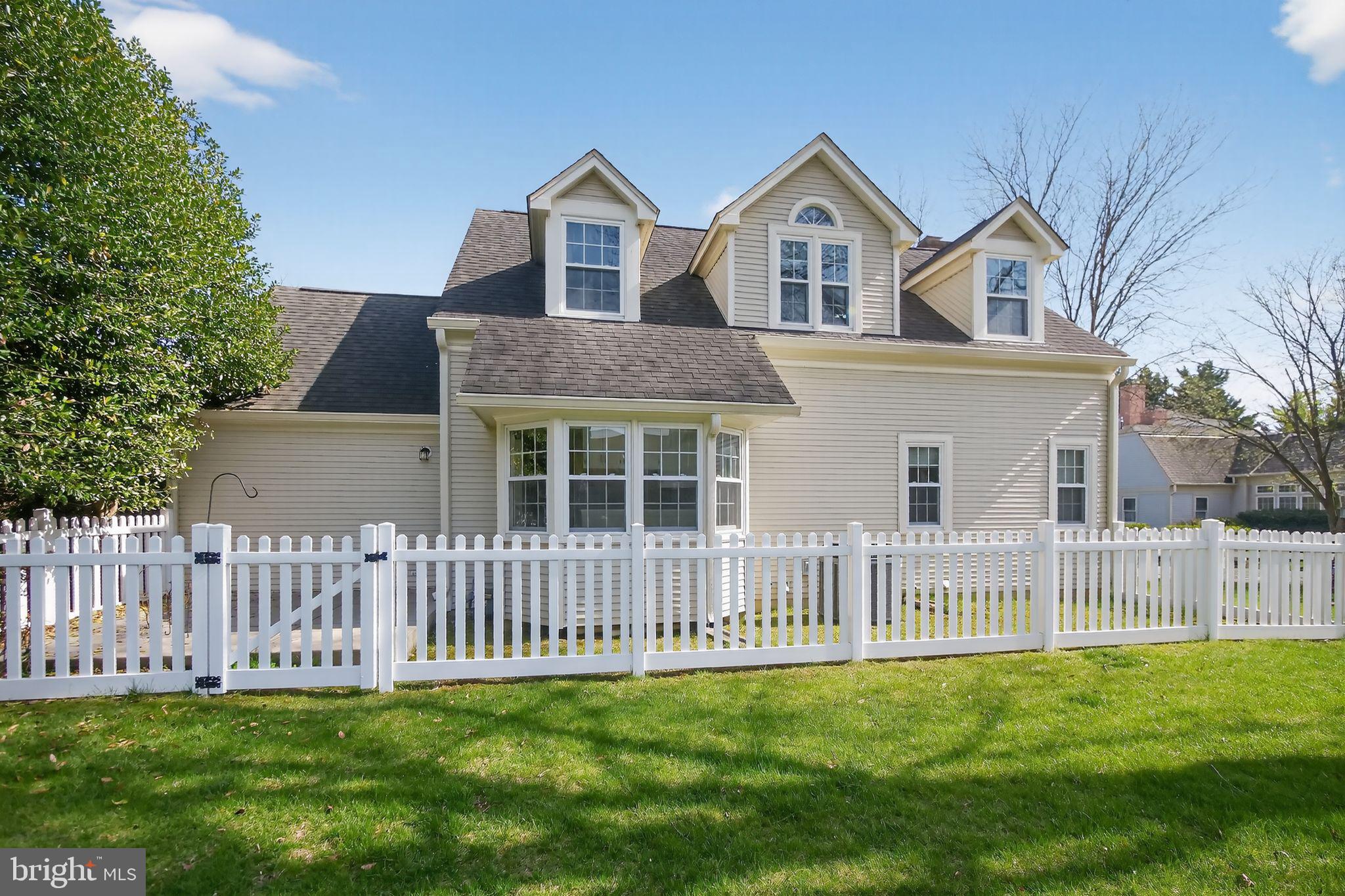 WORMANS MILL - Residential