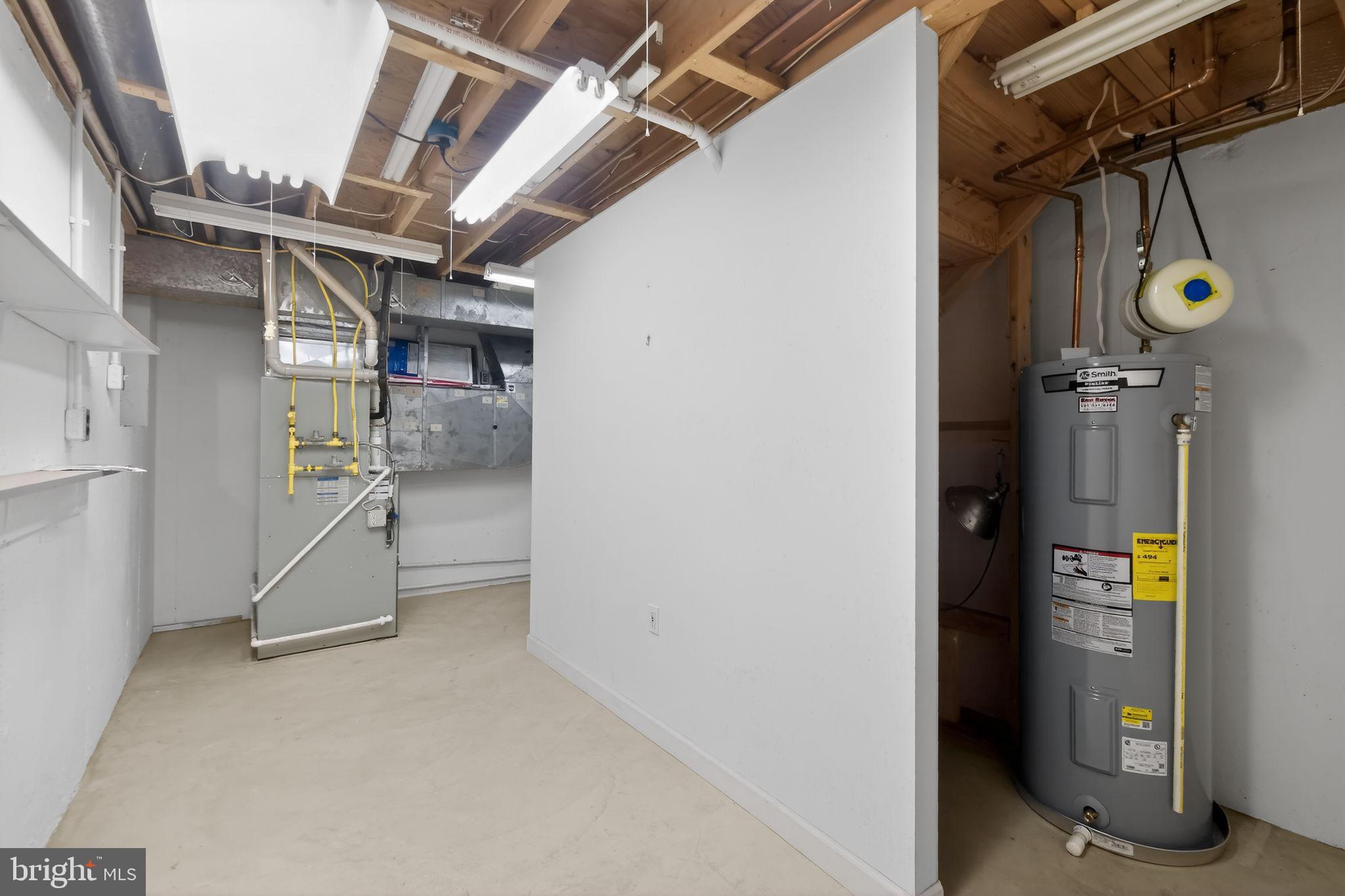 WORMANS MILL - Residential