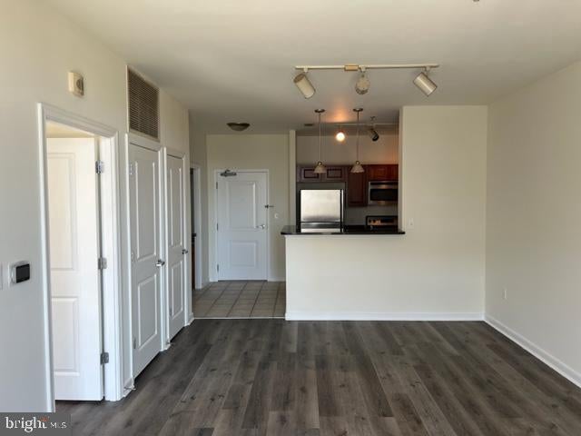 6506 AMERICA BOULEVARD 408