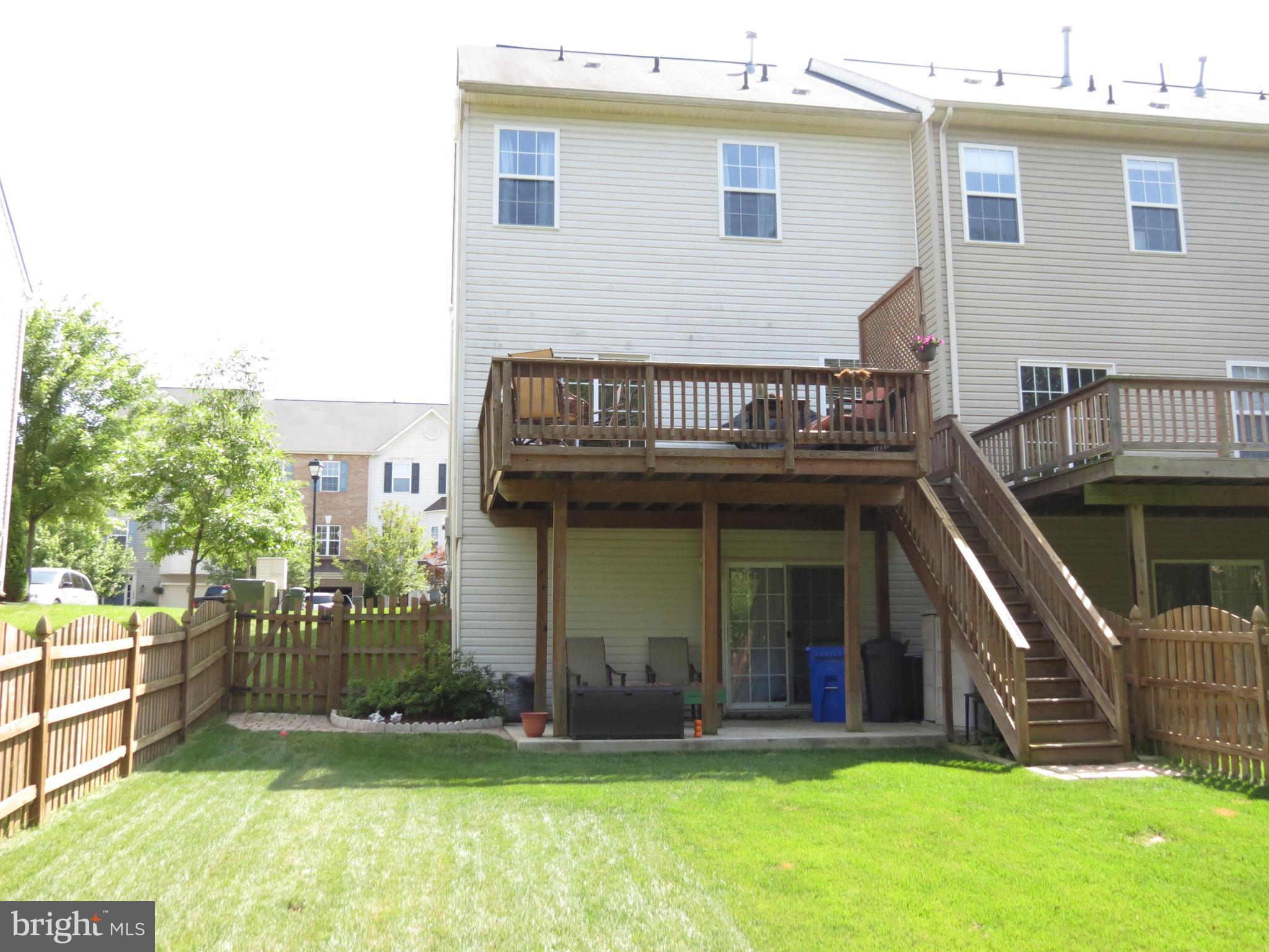 TWIN ARCH CROSSING - Residential Lease