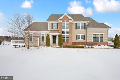 Condo For Sale - 625 Tournament Drive<br/> MOORESTOWN, NJ 08057