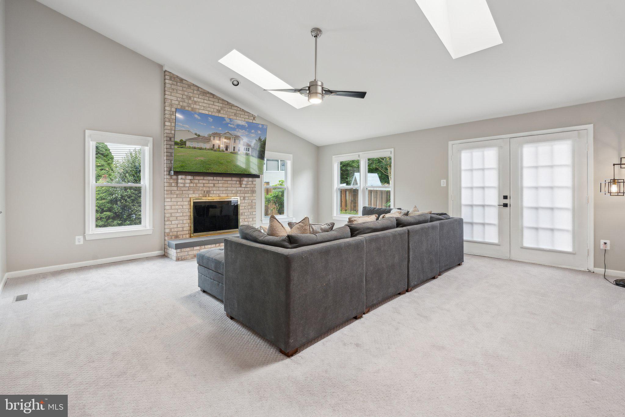 OAKCREST FARMS - Residential