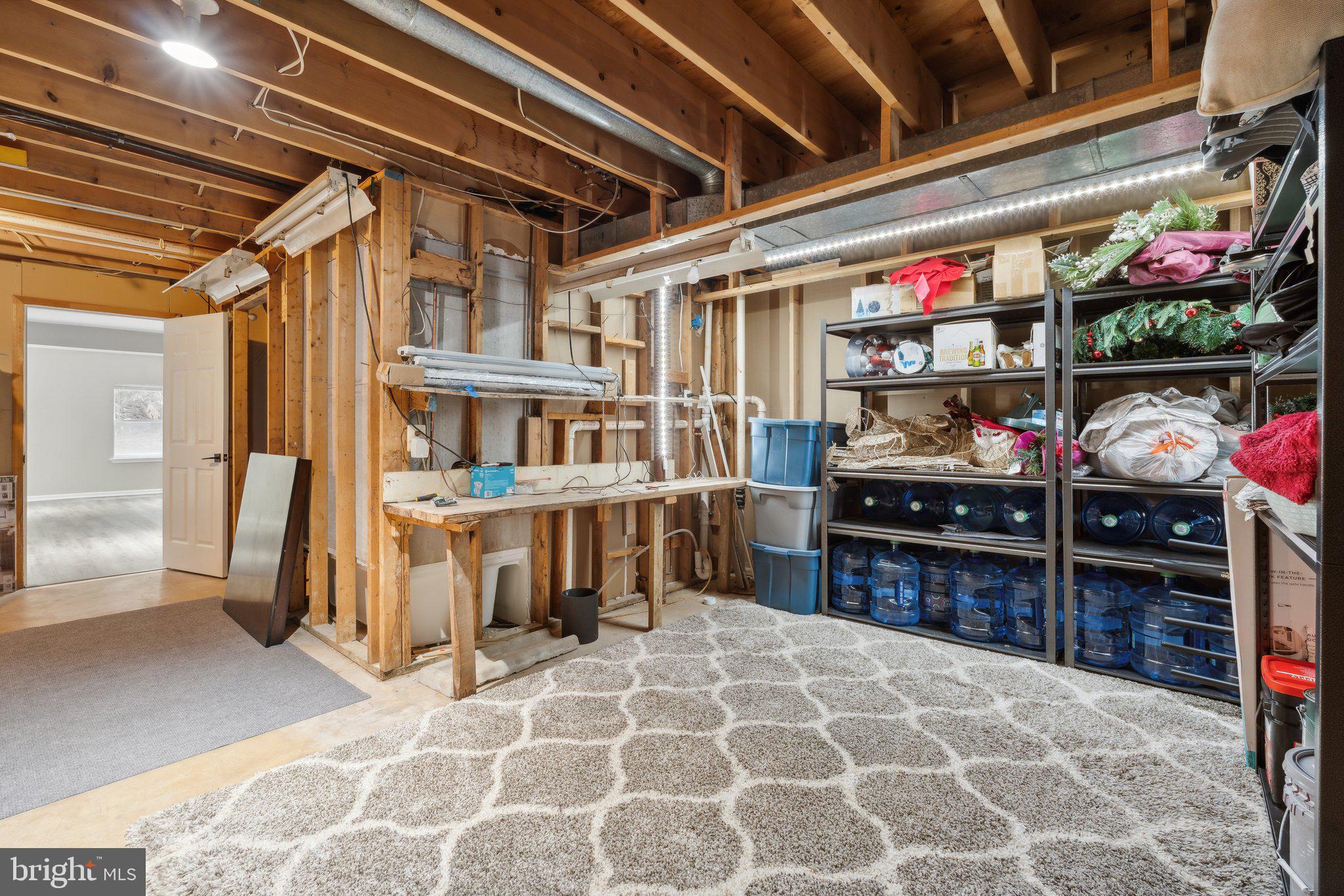 OAKCREST FARMS - Residential