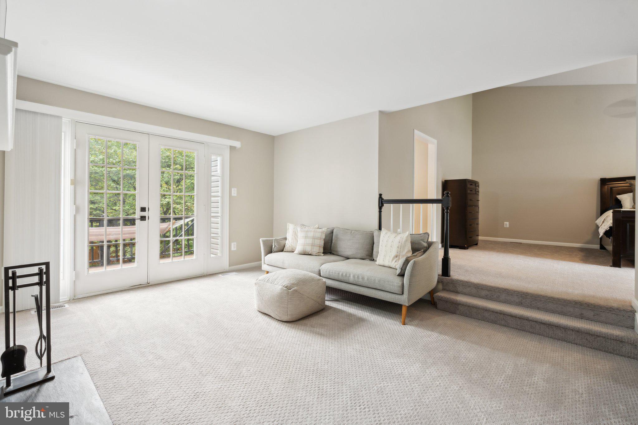 OAKCREST FARMS - Residential