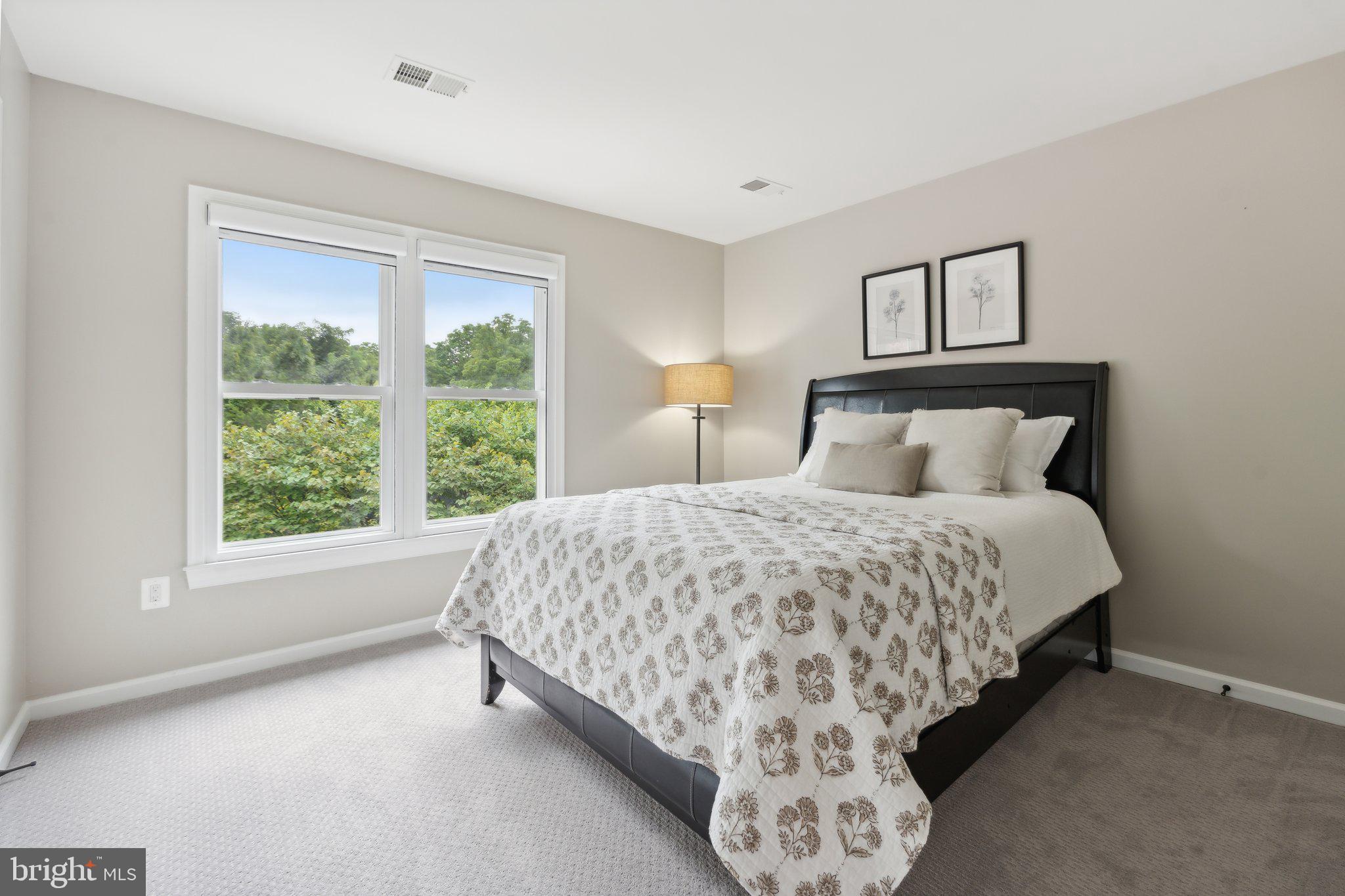 OAKCREST FARMS - Residential