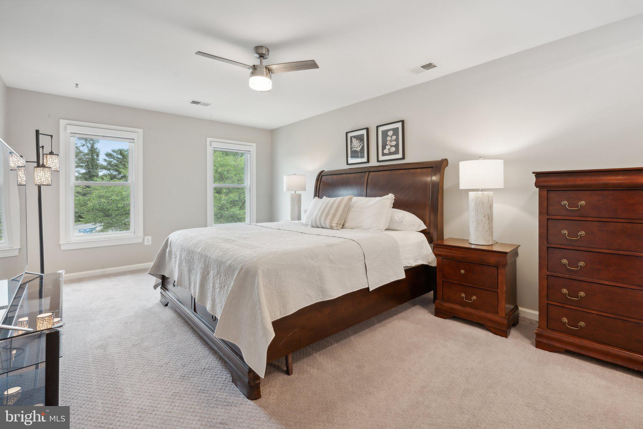 OAKCREST FARMS - Residential