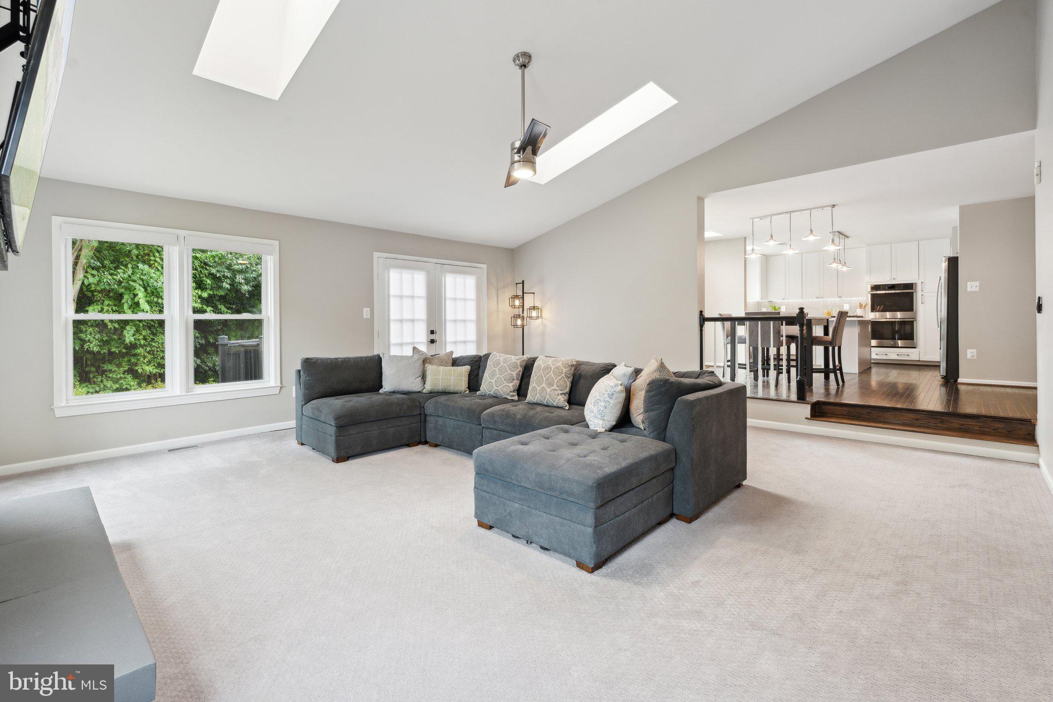 OAKCREST FARMS - Residential