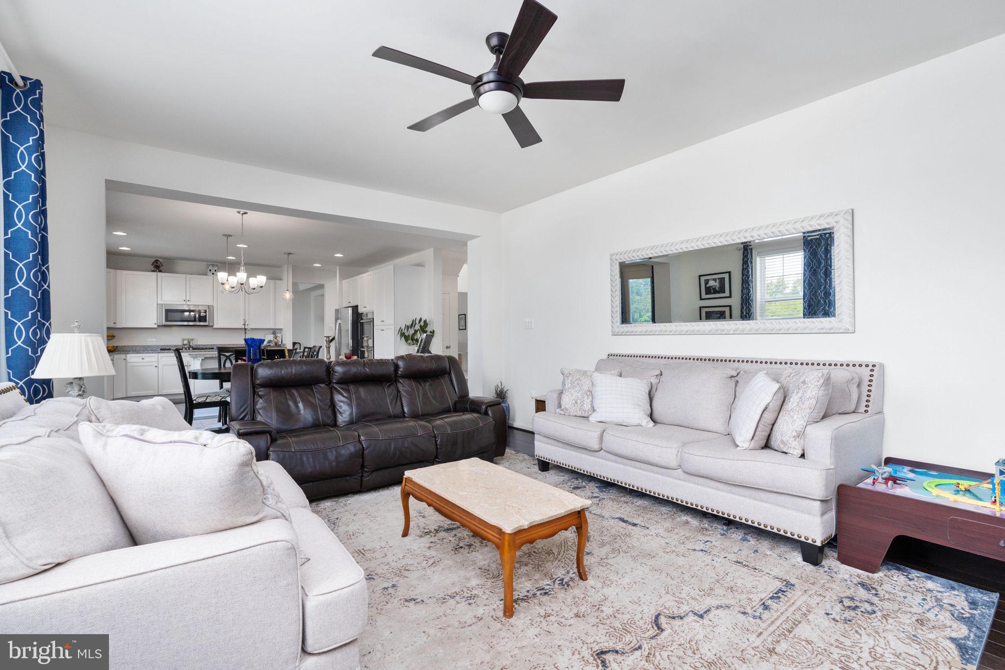 MOUNTAIN BROOK ESTATES - Residential