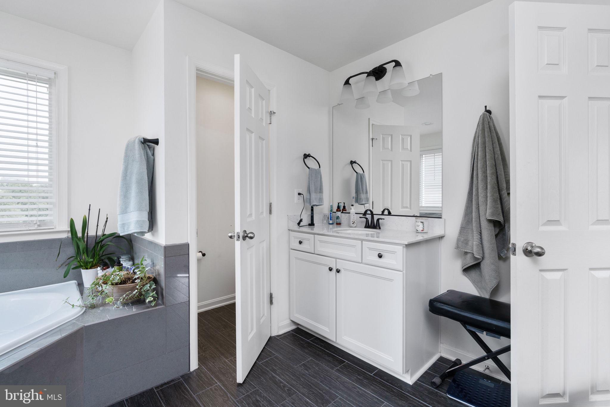 MOUNTAIN BROOK ESTATES - Residential