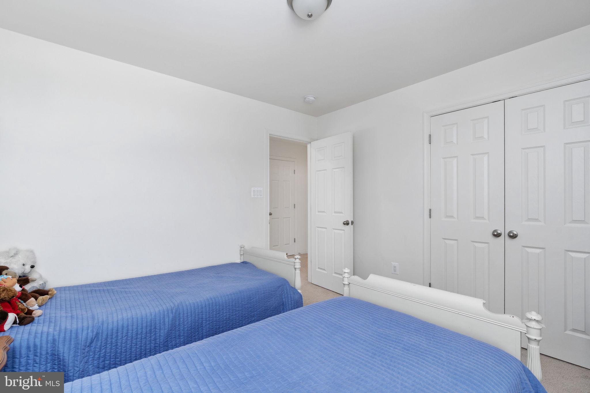 MOUNTAIN BROOK ESTATES - Residential