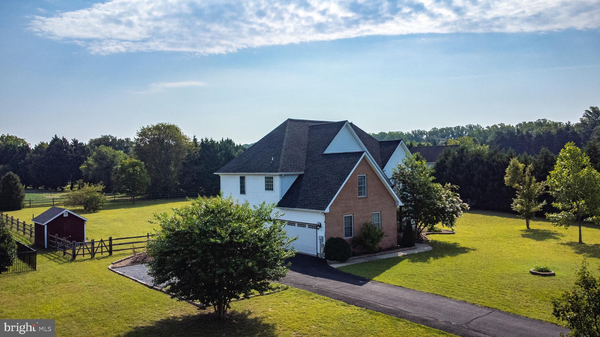 COLLINS POINT - Residential