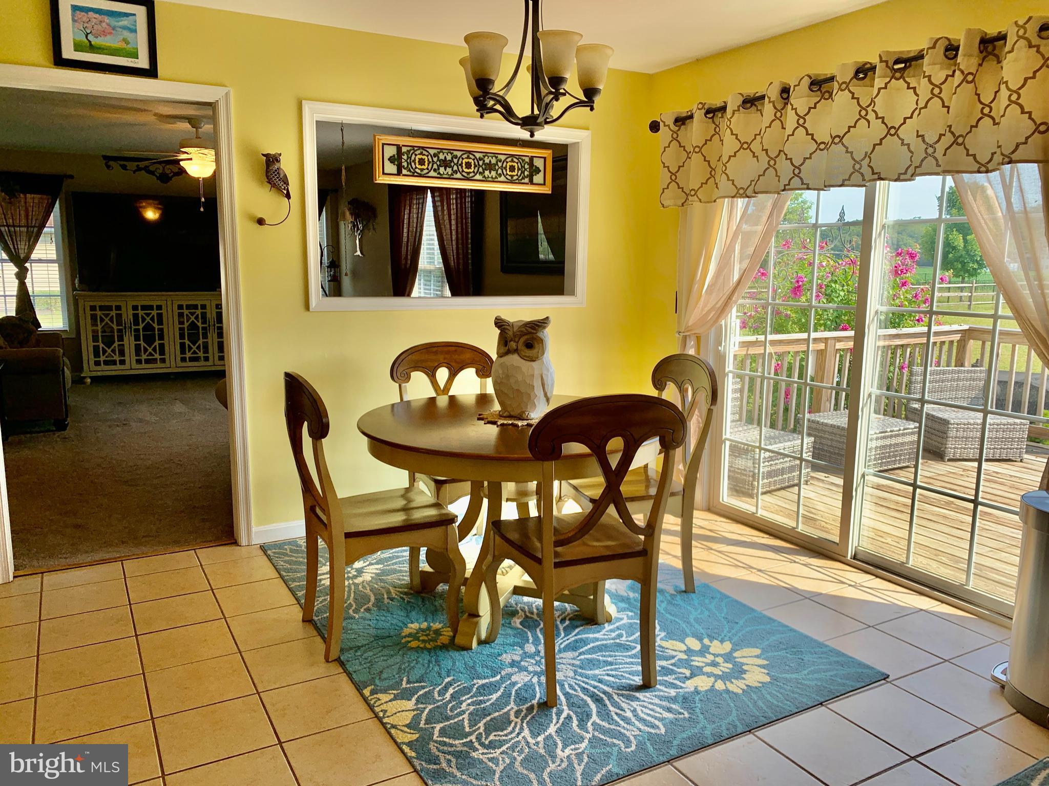 COLLINS POINT - Residential