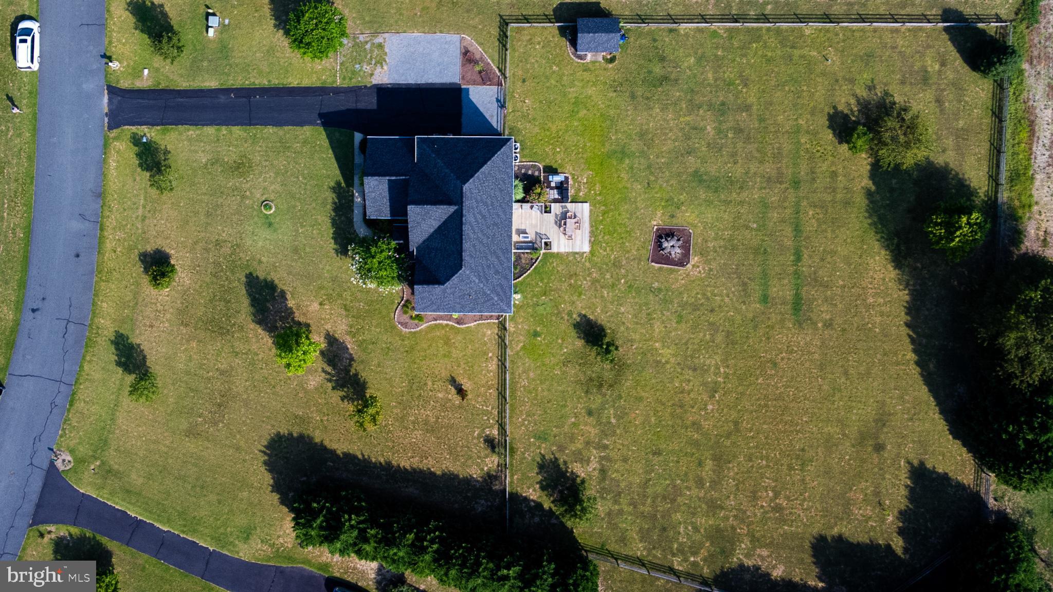 COLLINS POINT - Residential