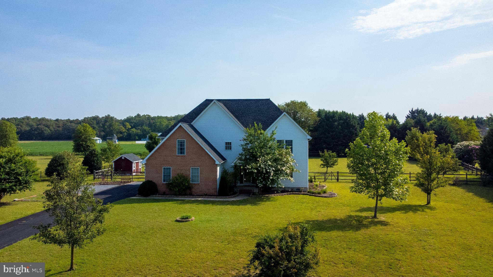 COLLINS POINT - Residential