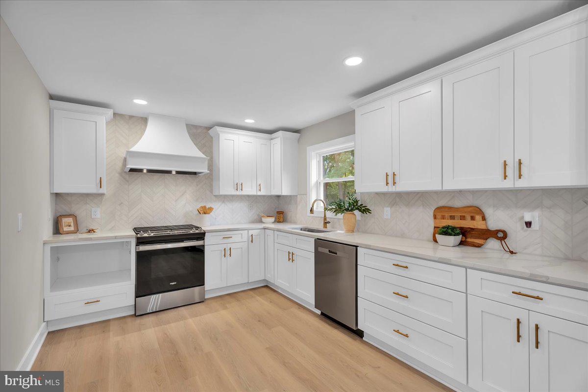 128 CAMBRIDGE AVENUE