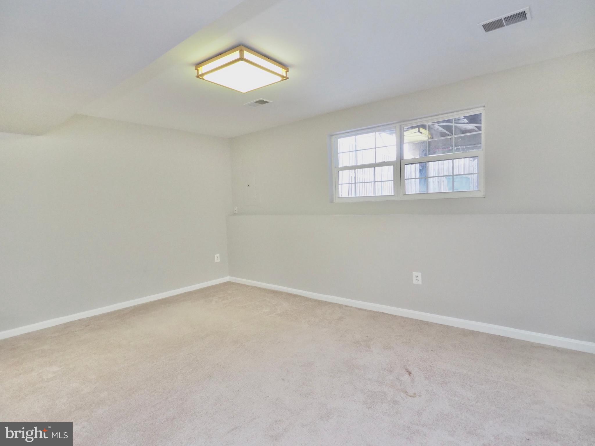 SHEFFIELD MANOR - Residential