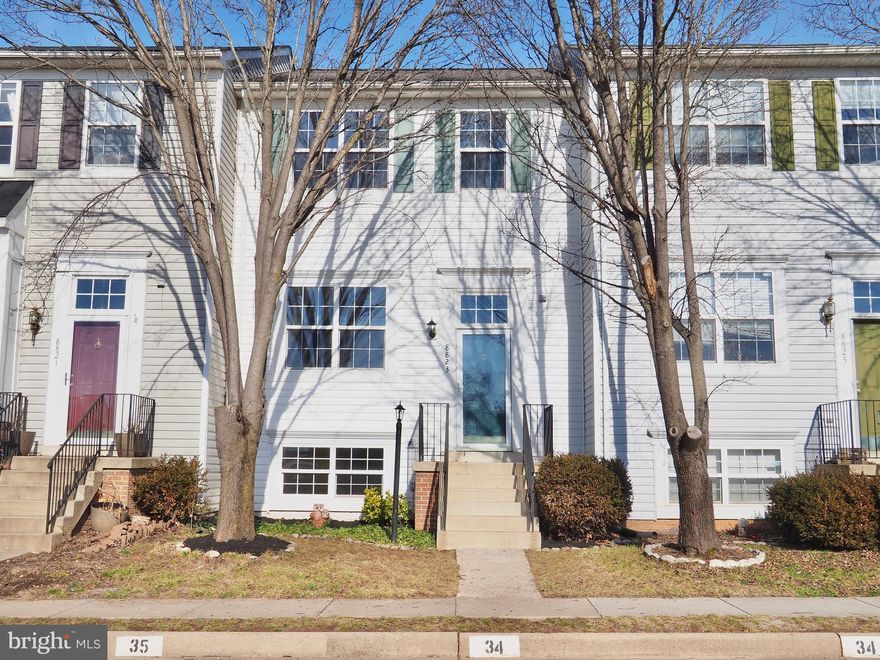 OPEN HOUSE CANCELED FOR SUNDAY 1/19/2020. Don't miss out on this great opportunity to own this  beautiful 4 bedroom, 2 1/2 bath town house in Sheffield Manor.  The whole house has been freshly painted and new carpet on the main an upper levels. Eat in kitchen with table space, black appliances, hardwood floors and granite counter tops. Separate dining room. Large family room with access to the deck. Master bedroom with walk in closet with closet organizer. Master bathroom with  jacuzzi tub and separate shower. Two more bedrooms on the upper level with plush carpeting and ample closet space that share a full bathroom. Lower level has 4th bedroom. Laundry room, rough in for a full bathroom and rec room. If your looking for a wonderful home with location in mind than you have found it. Close to the VRE, Gainesville Plaza, and I66.