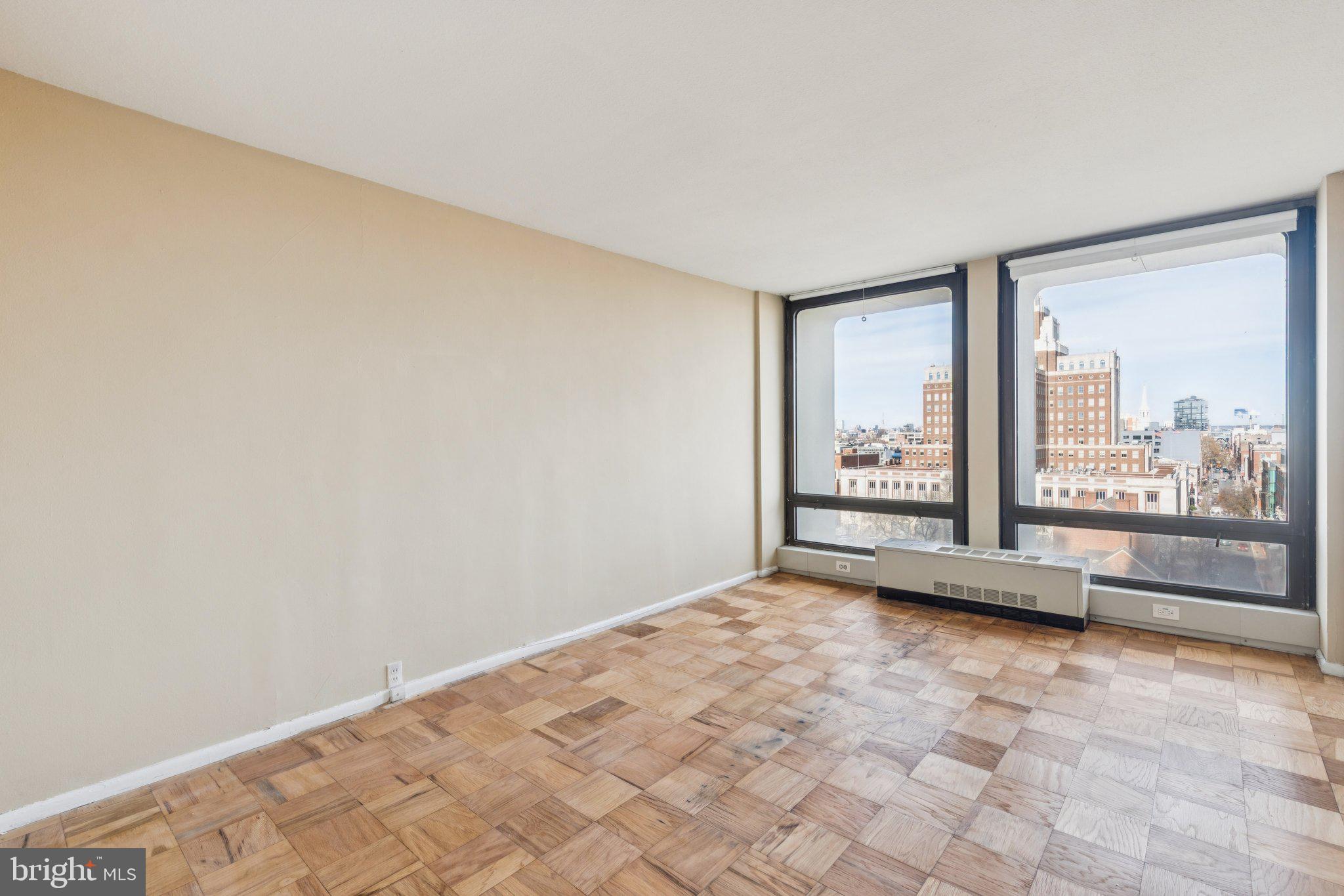 SOCIETY HILL - Residential