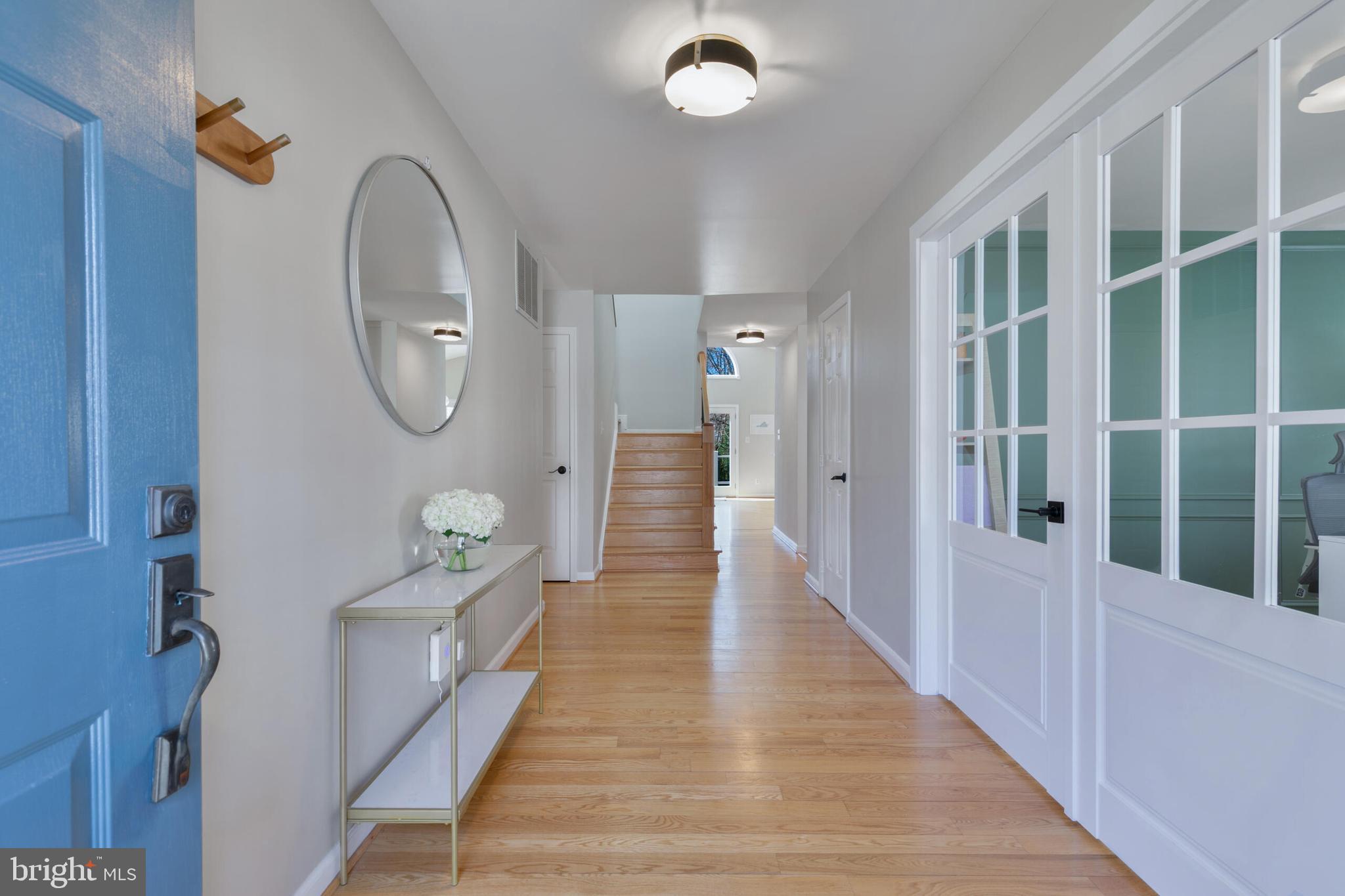 VIENNA WOODS - Residential