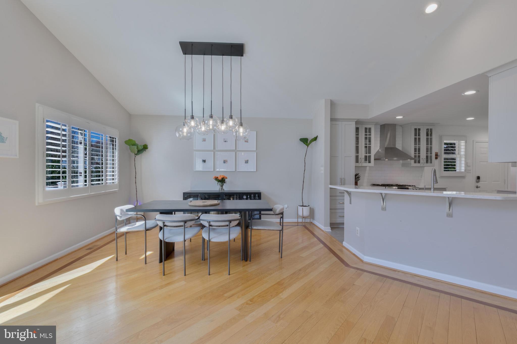 VIENNA WOODS - Residential