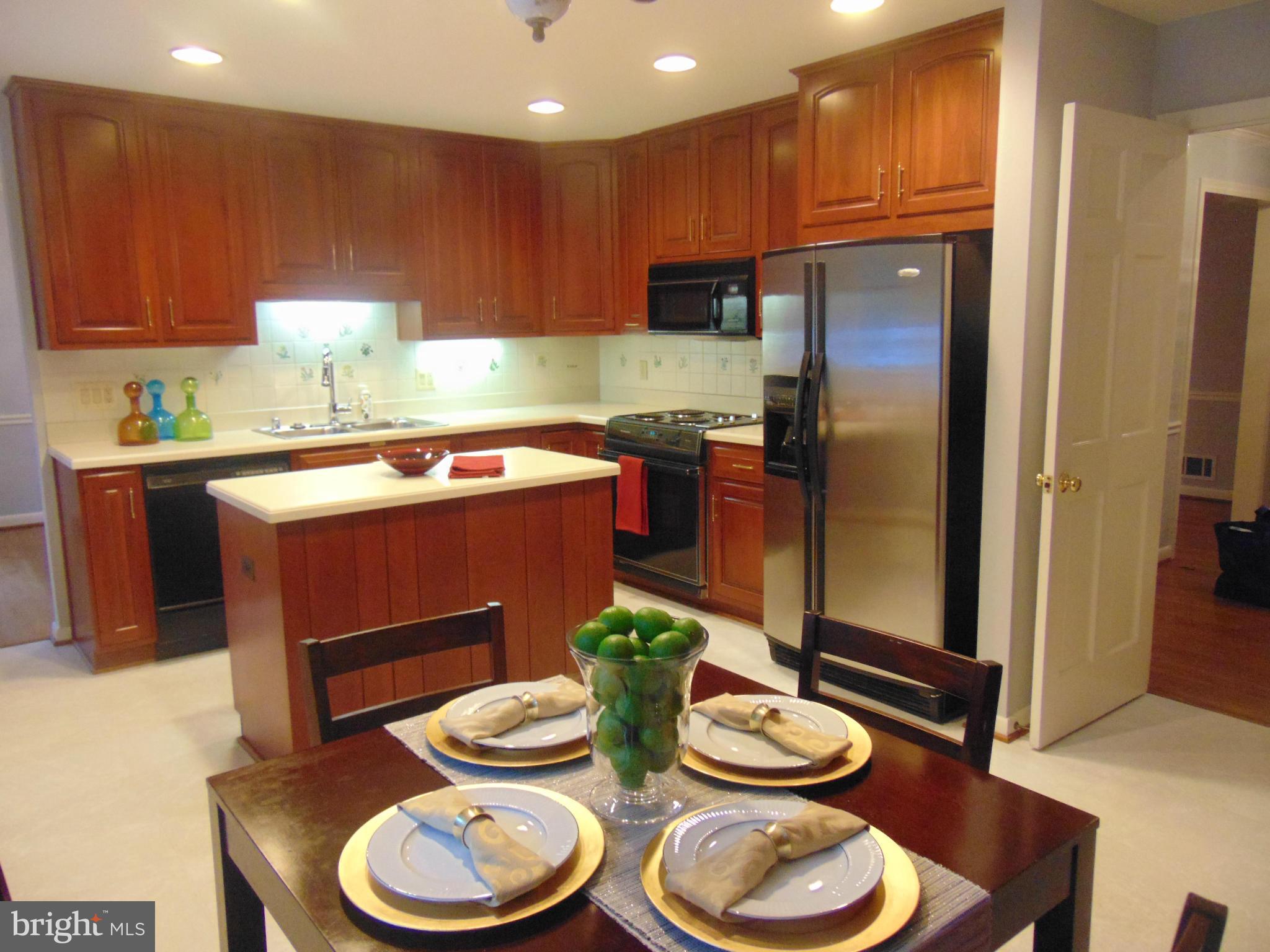 BROYHILL LANGLEY ESTATES - Residential