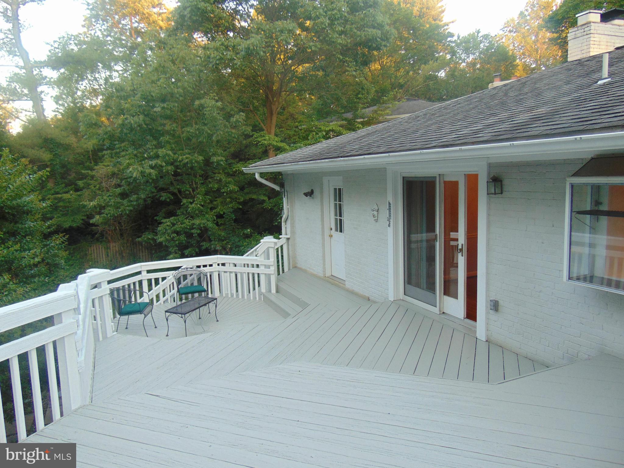 BROYHILL LANGLEY ESTATES - Residential