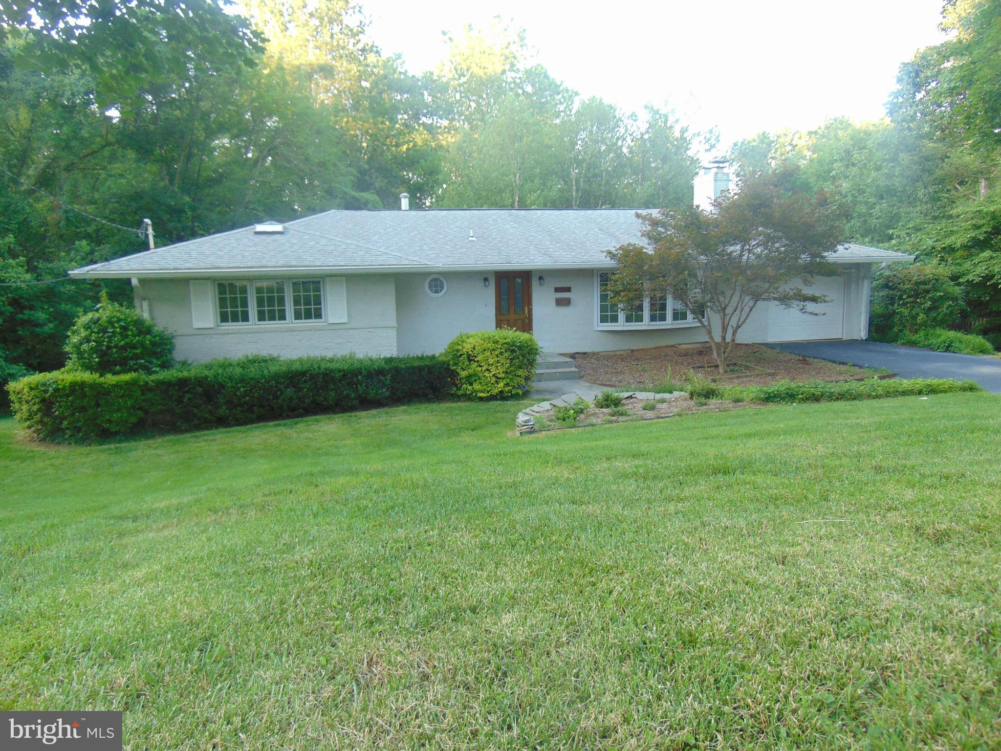 BROYHILL LANGLEY ESTATES - Residential