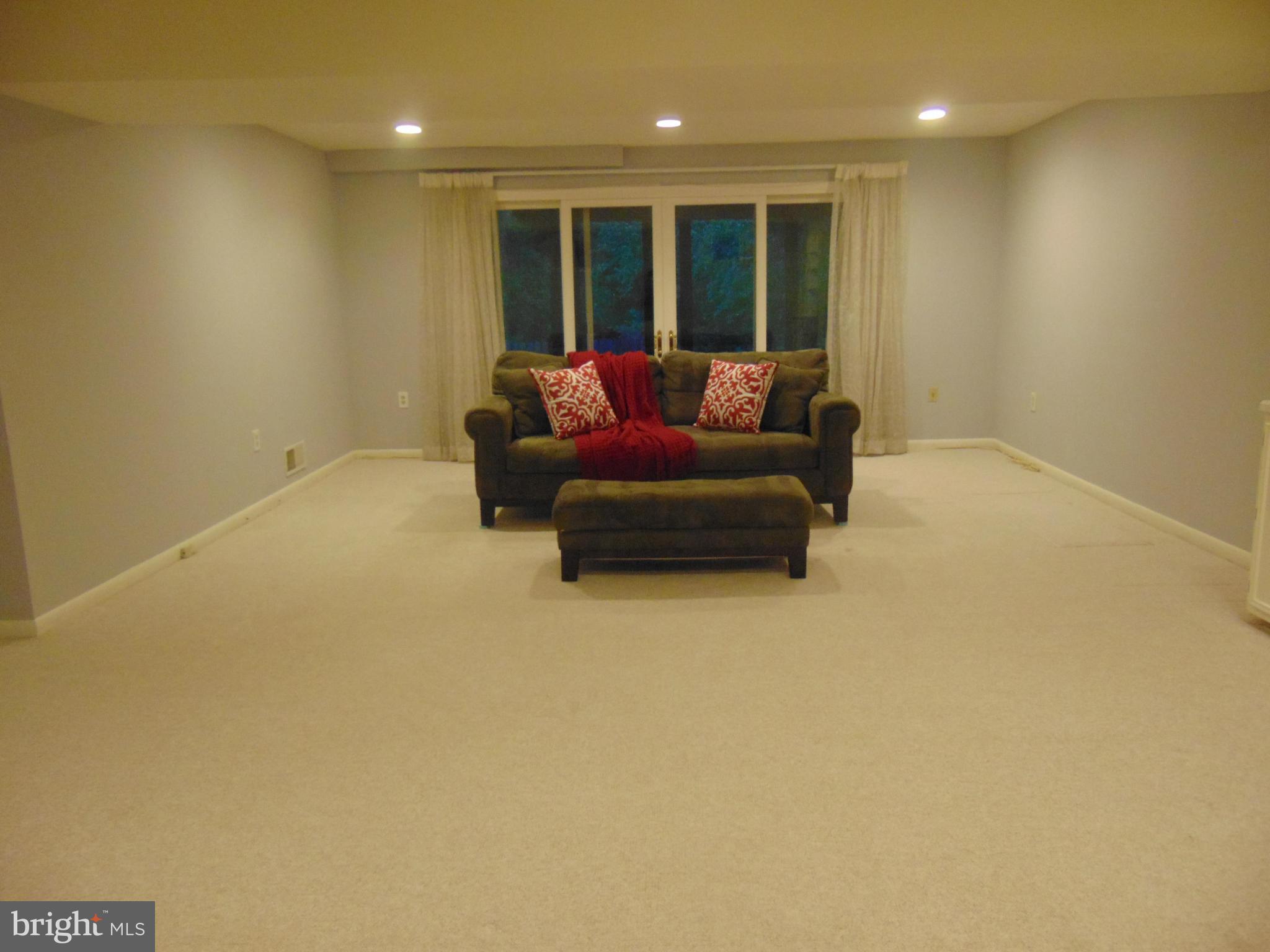 BROYHILL LANGLEY ESTATES - Residential