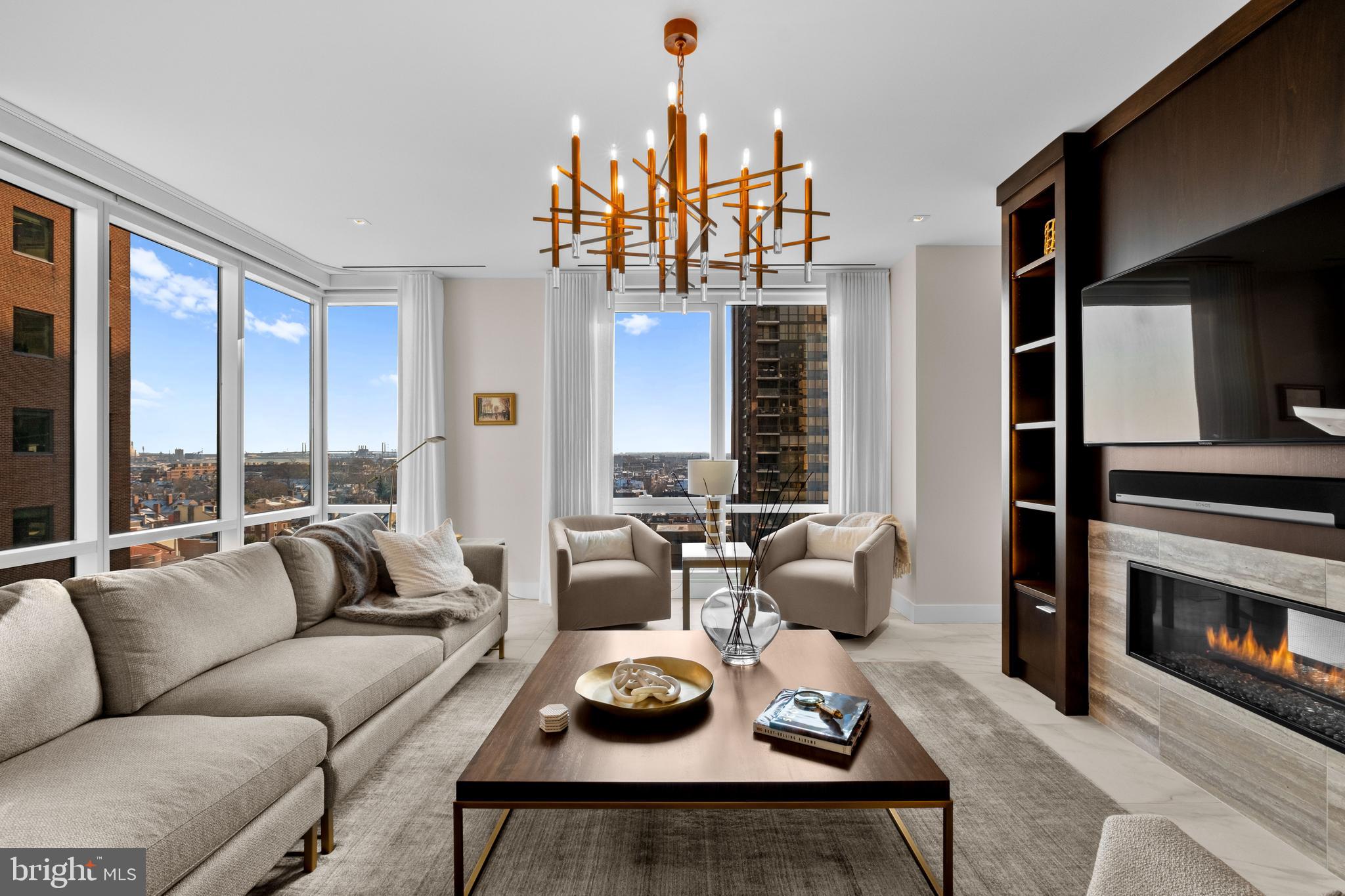WASHINGTON SQ - Residential