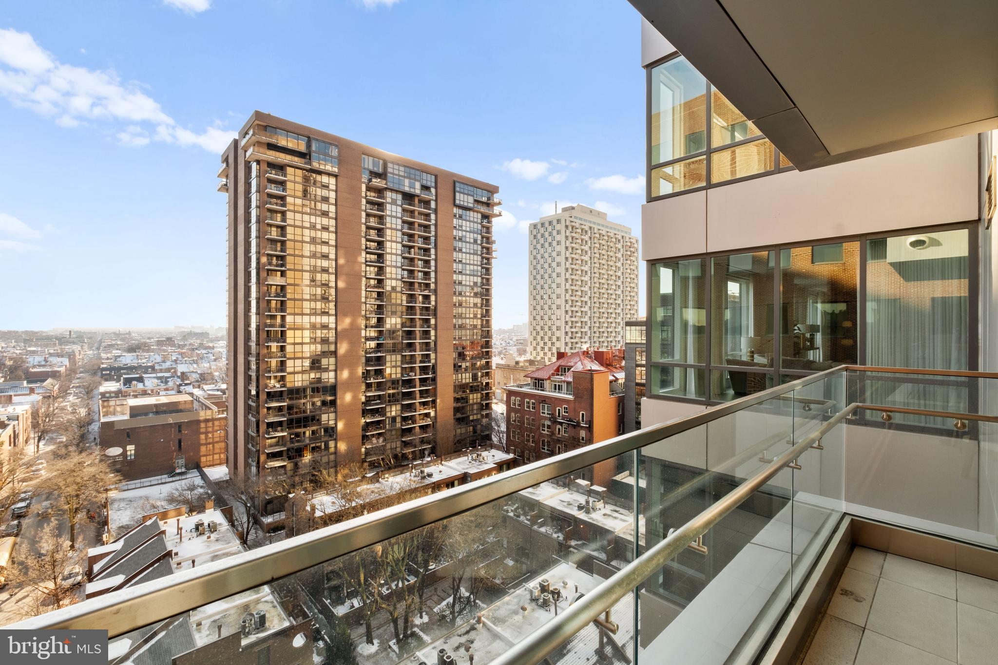 WASHINGTON SQ - Residential