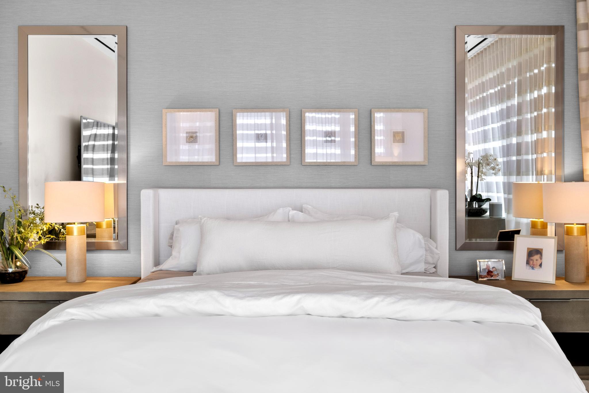 WASHINGTON SQ - Residential