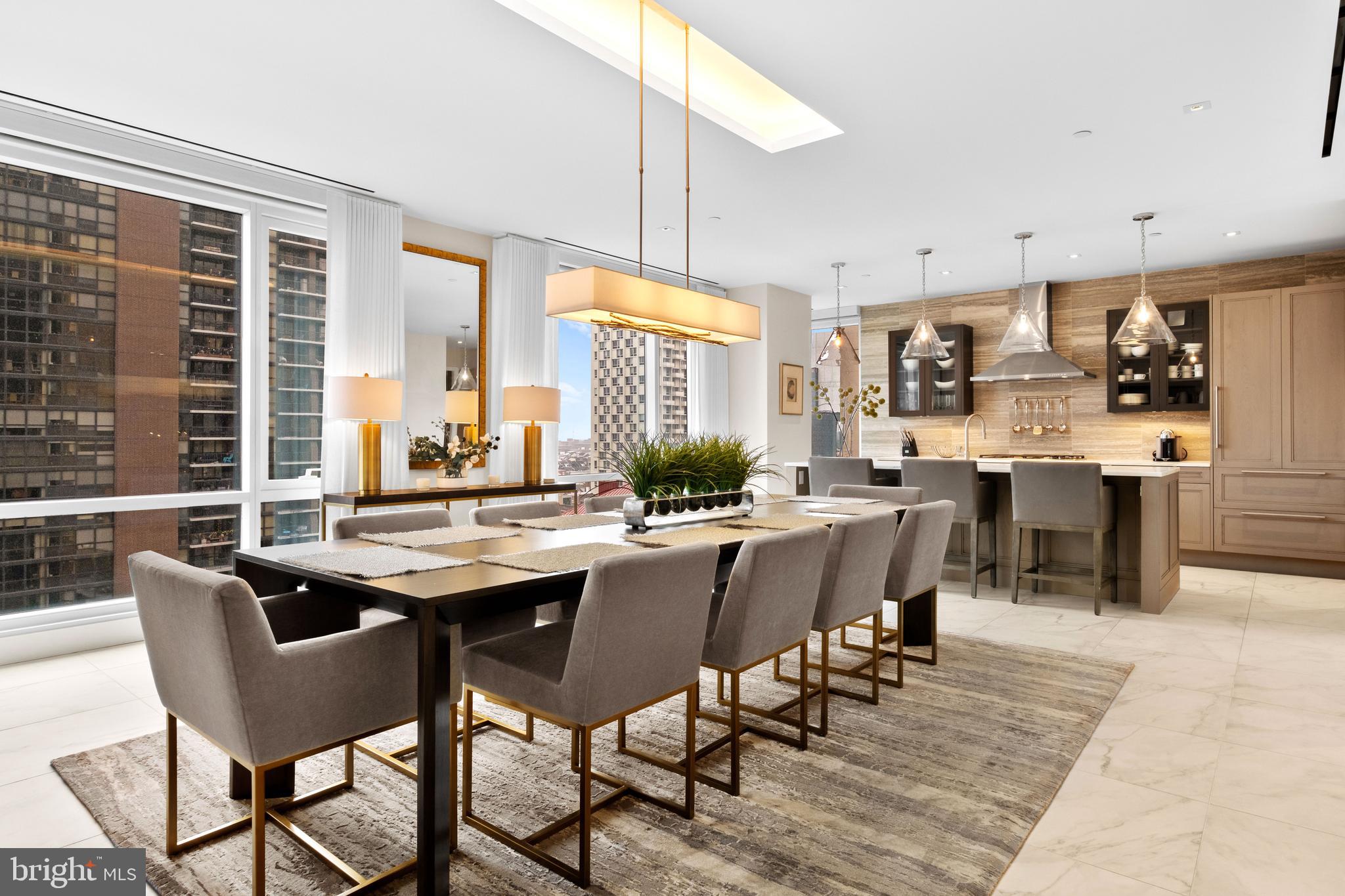 WASHINGTON SQ - Residential