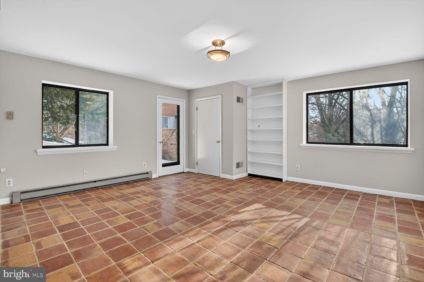 WILSON KNOLLS - Residential