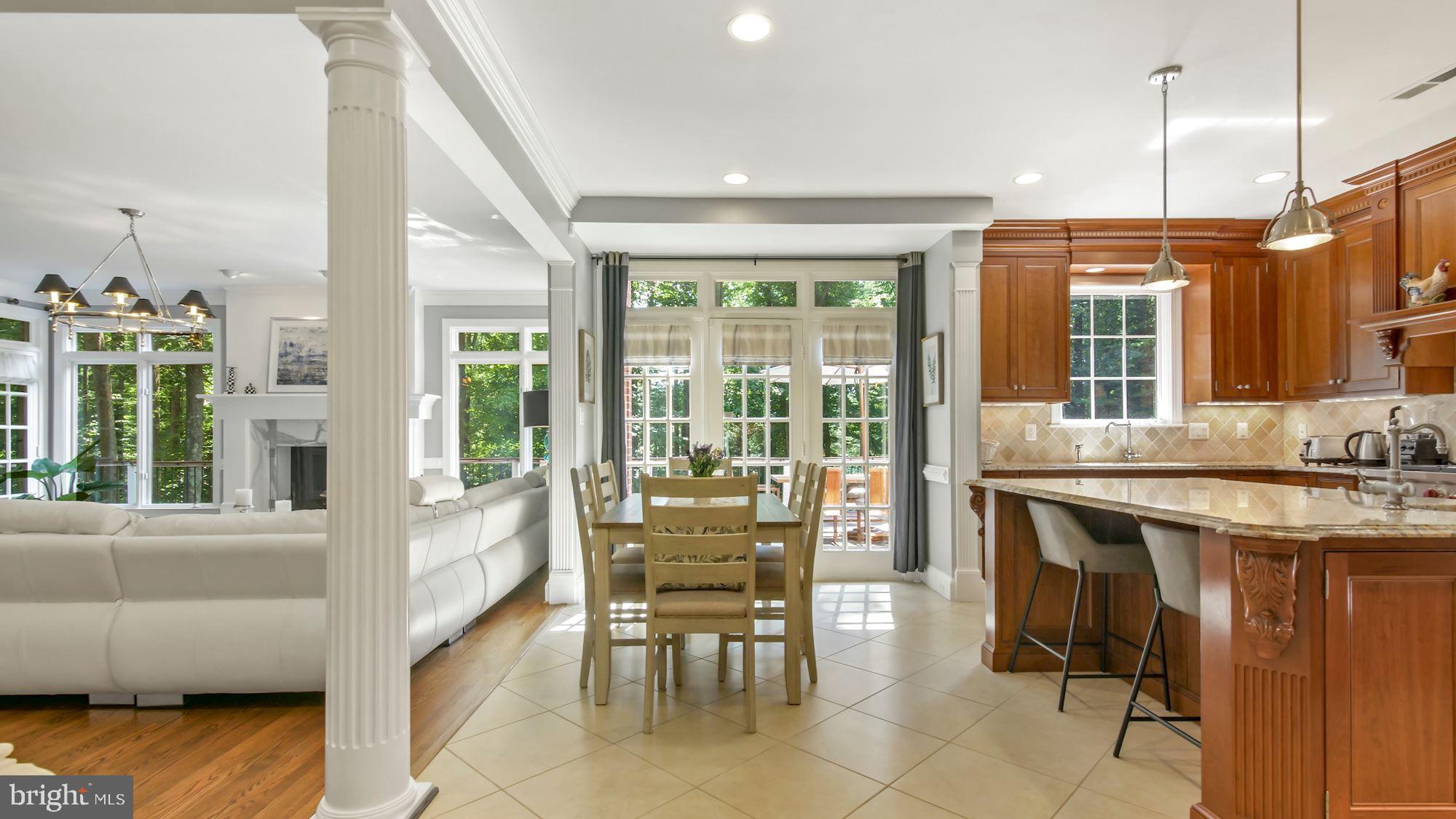 SENECA KNOLL - Residential