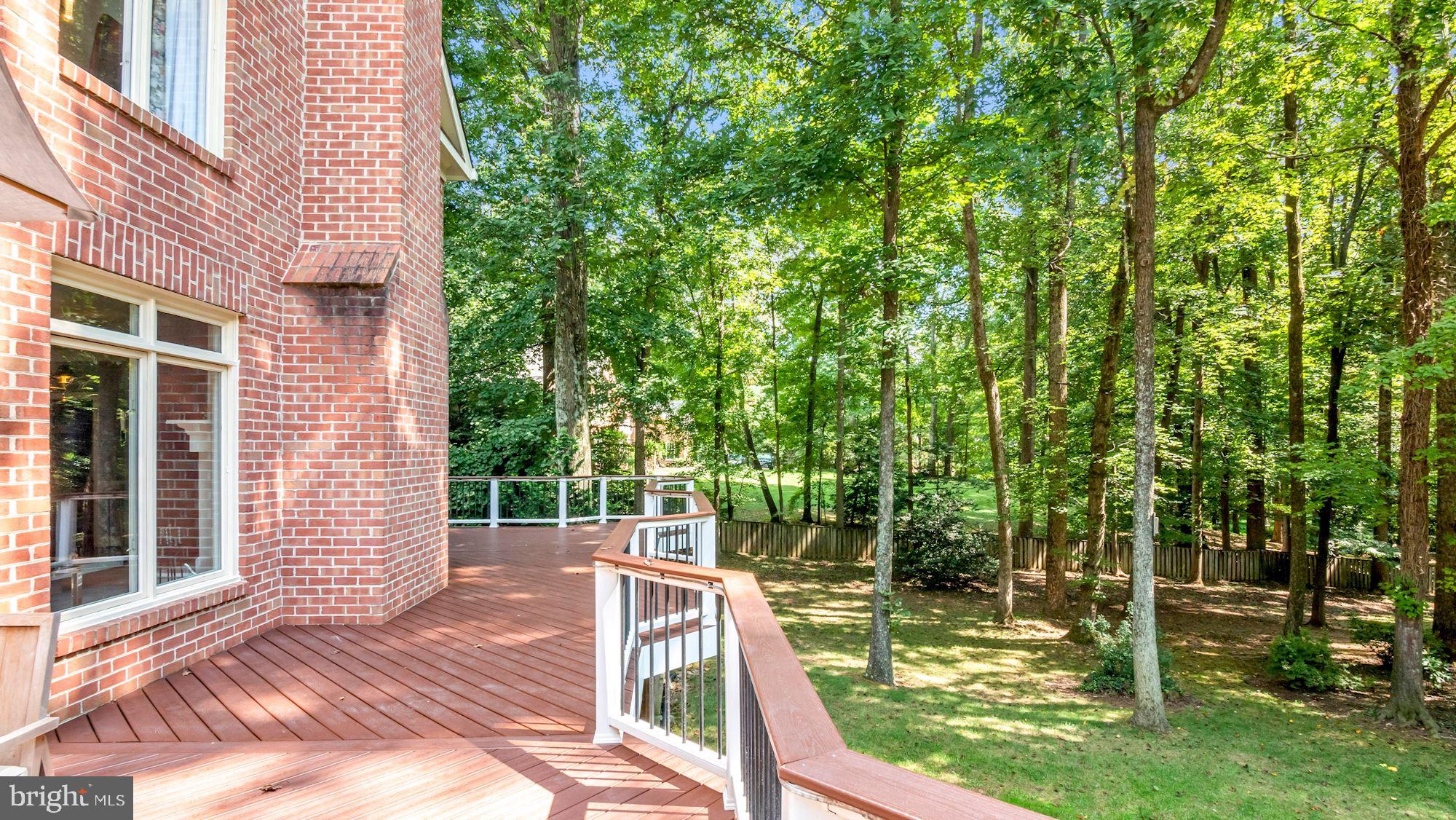 SENECA KNOLL - Residential