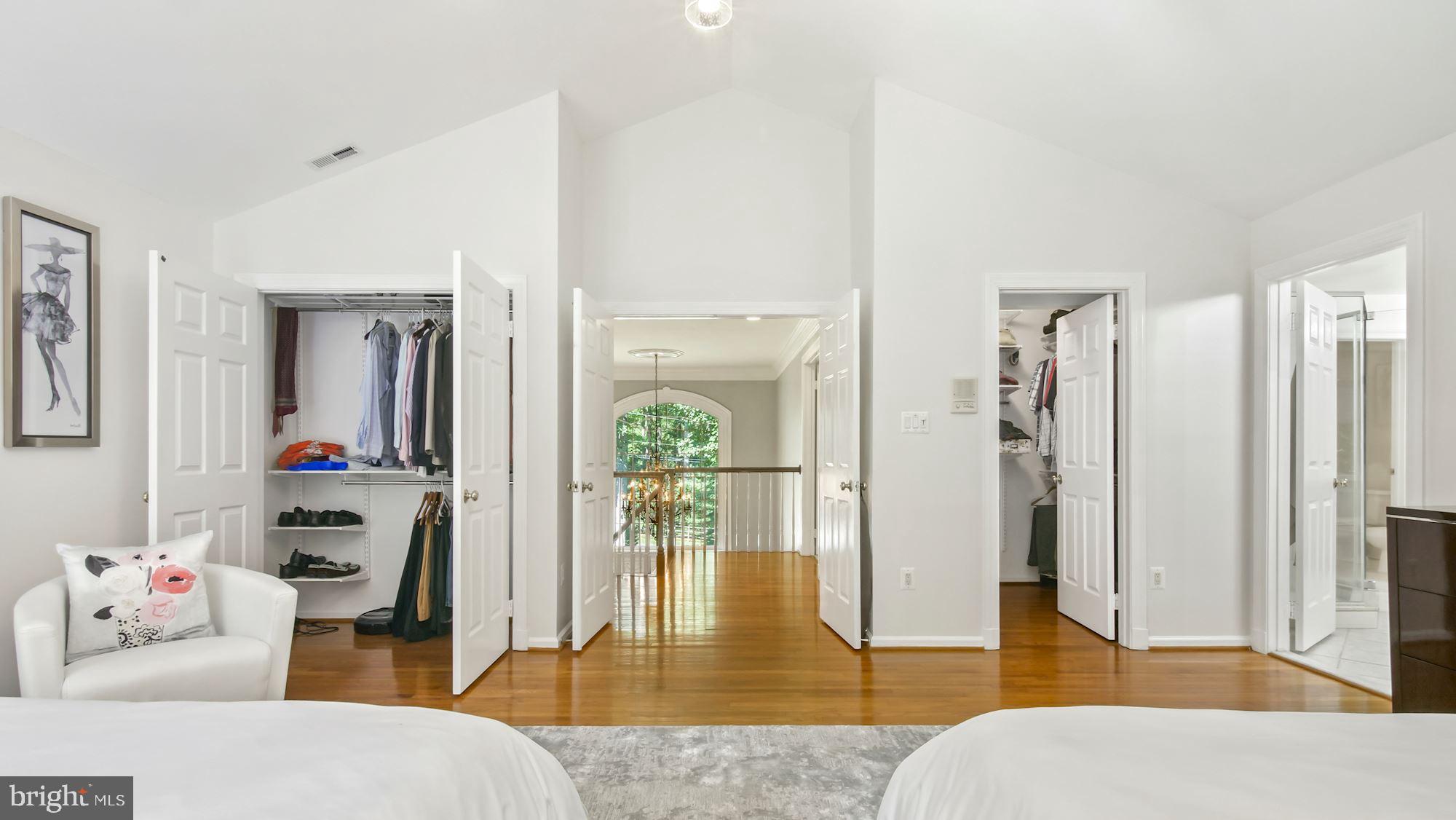 SENECA KNOLL - Residential