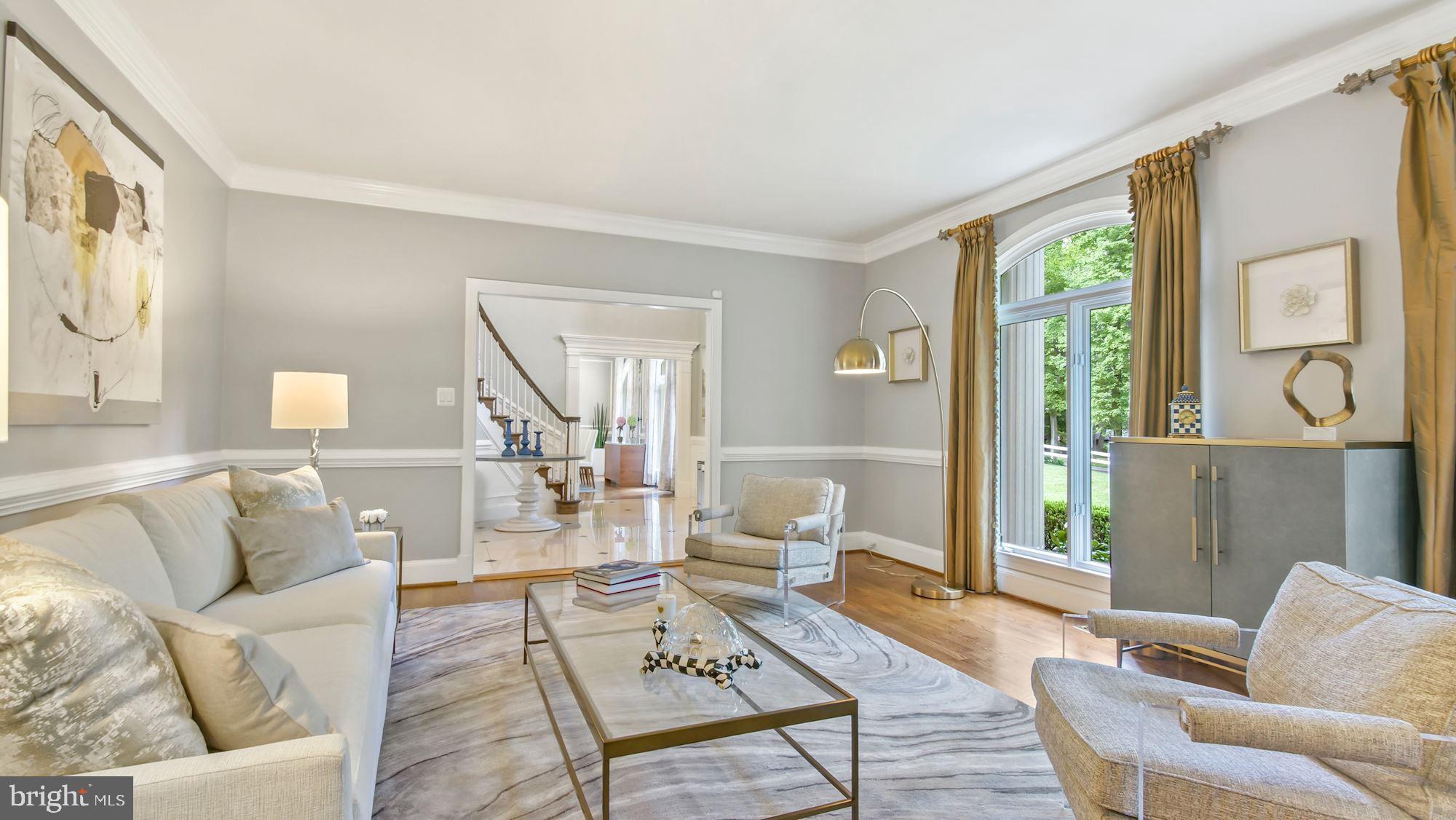 SENECA KNOLL - Residential