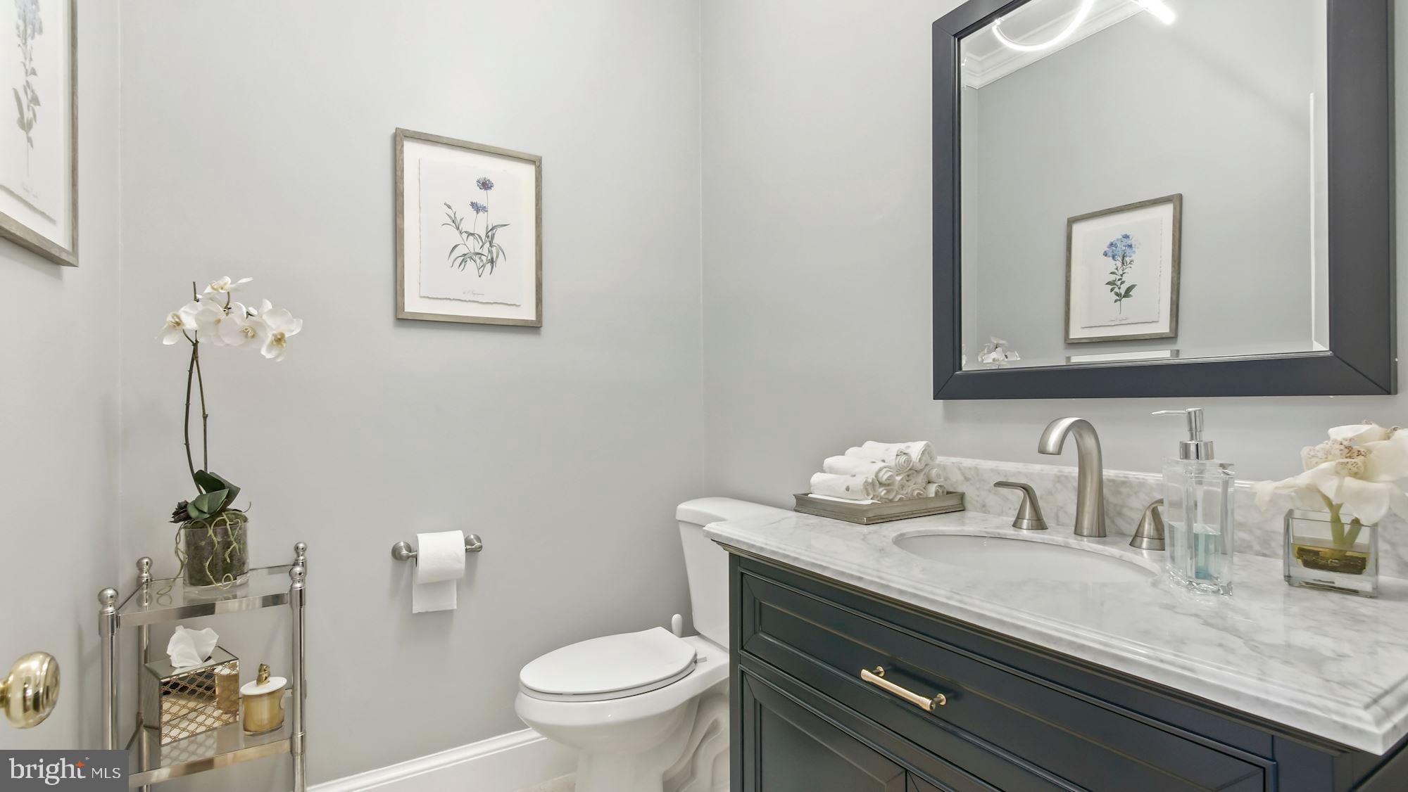 SENECA KNOLL - Residential