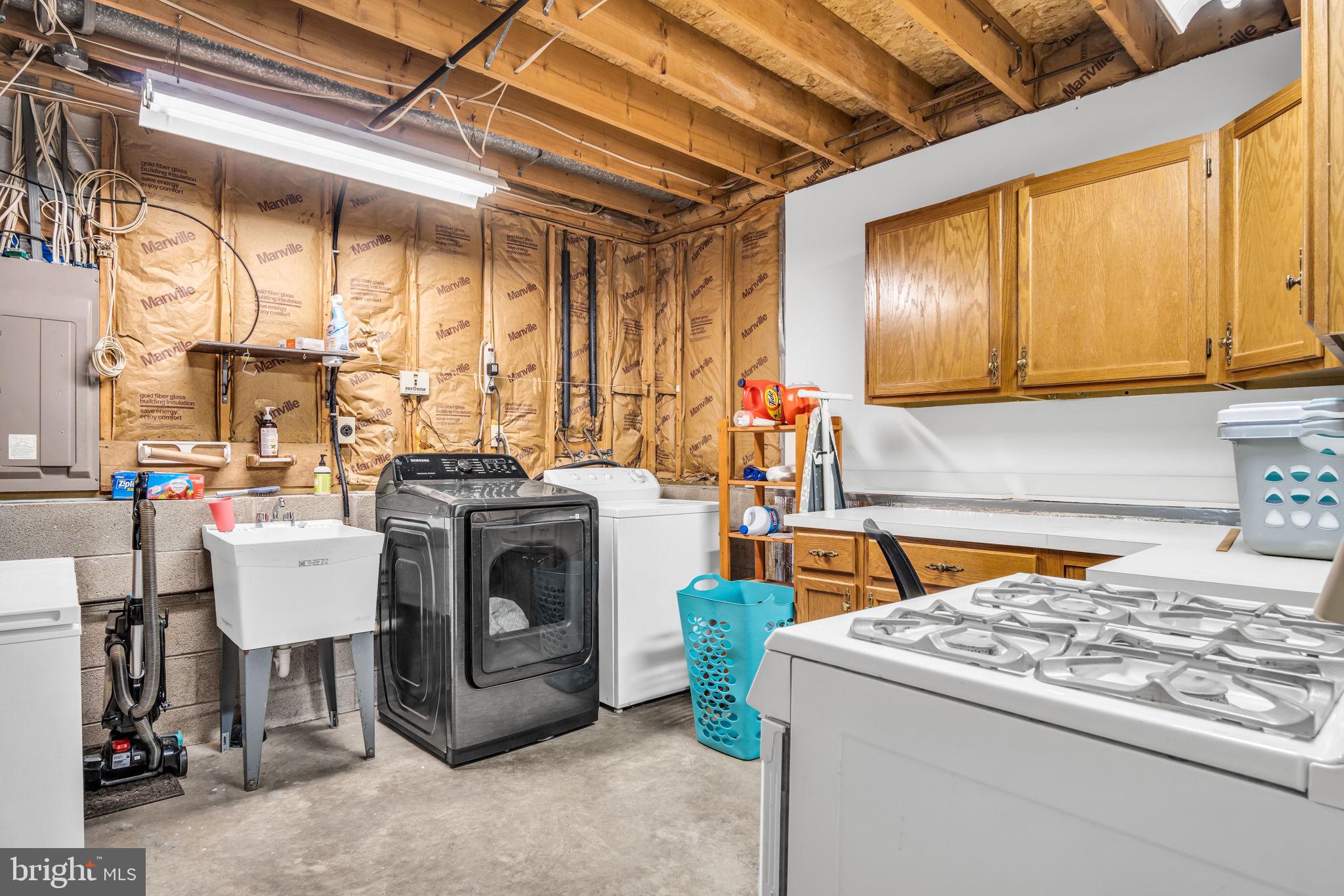 GREENWOOD ESTATES - Residential