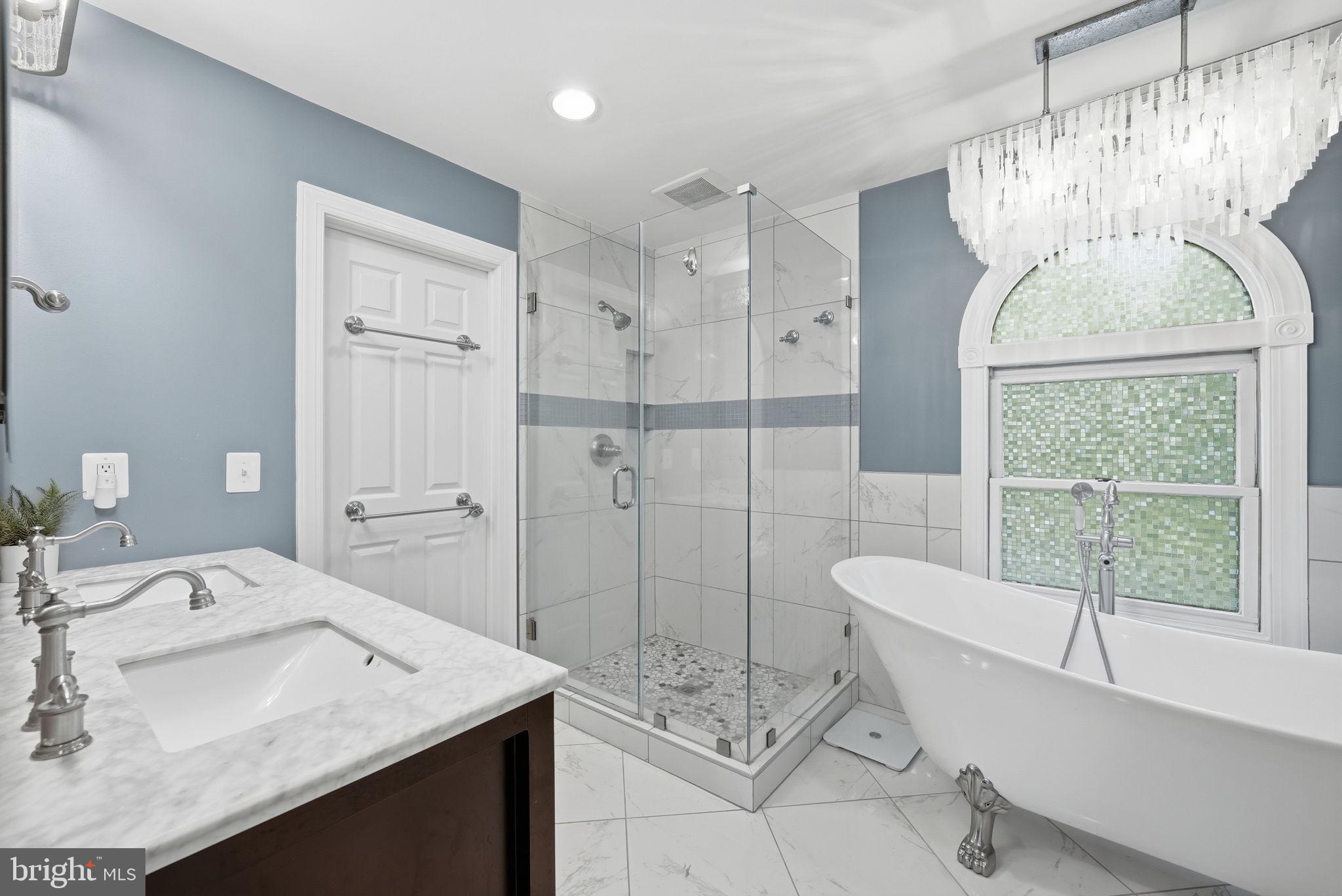 POTOMAC LAKES - Residential