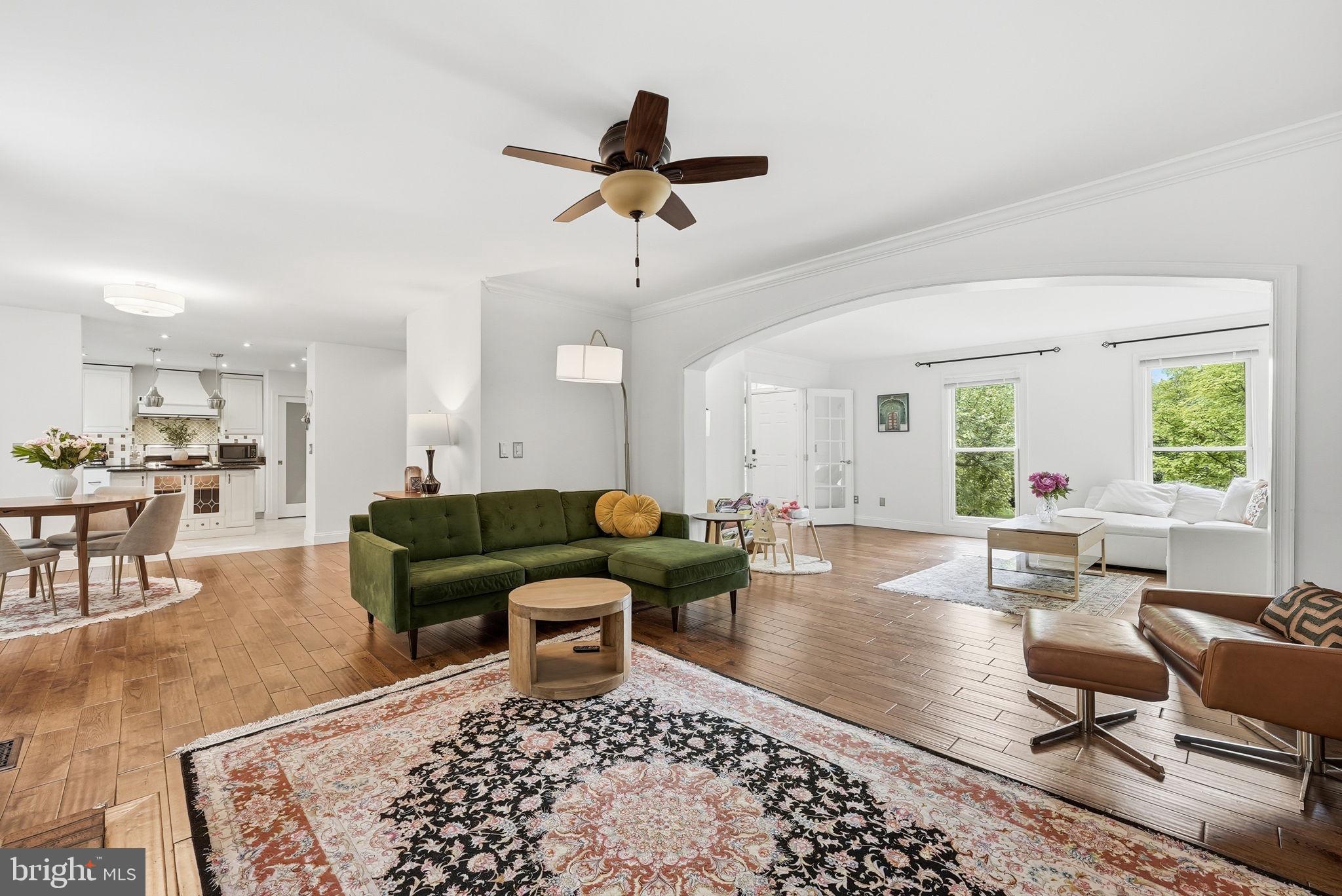 POTOMAC LAKES - Residential