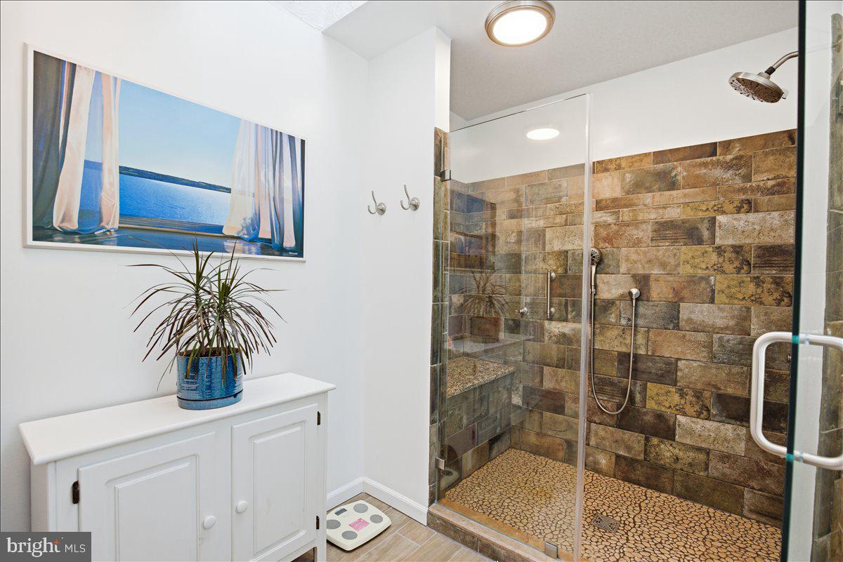 SMITHS PURCHASE - Residential