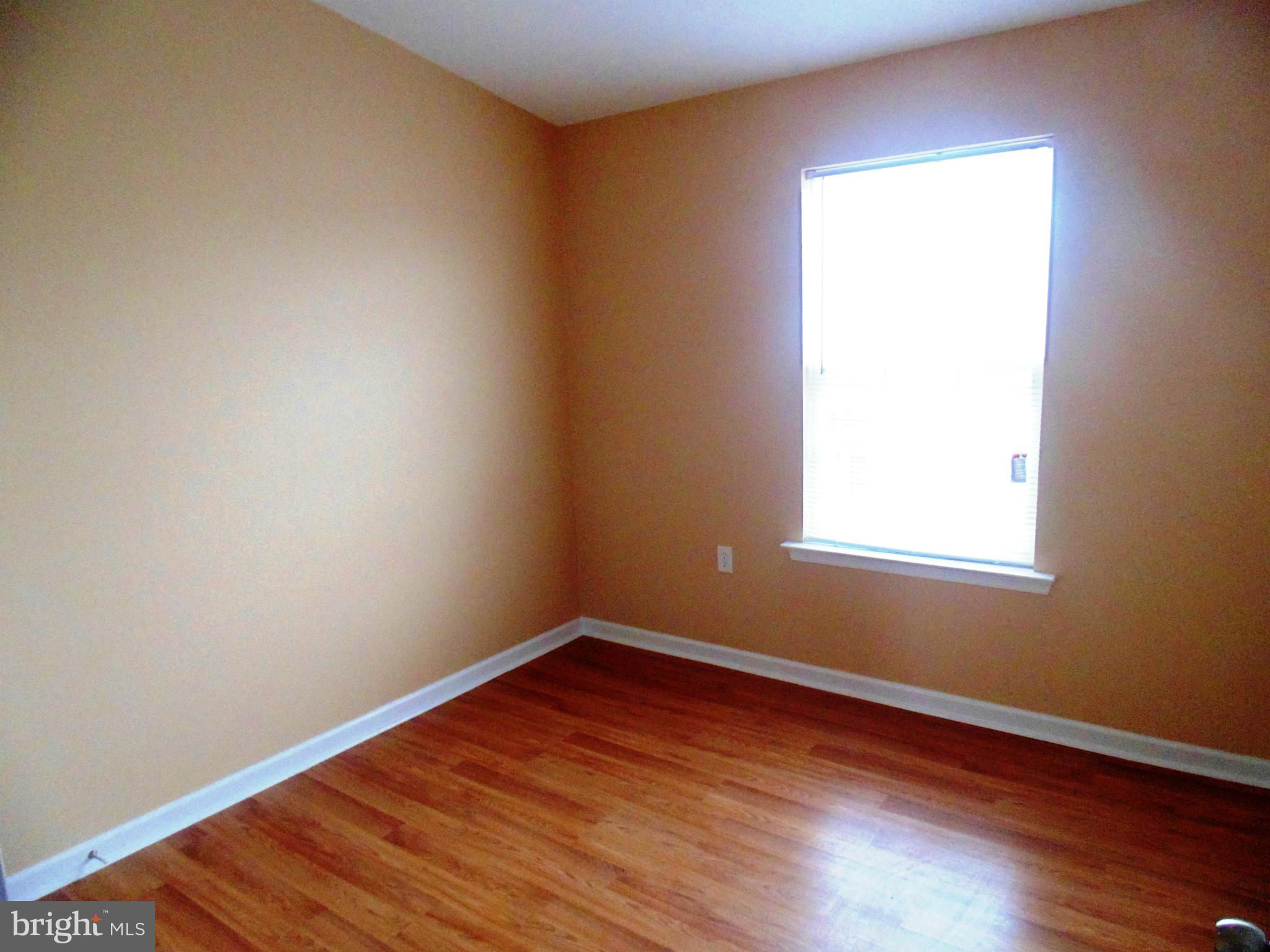 MANOR PARK - Residential Lease